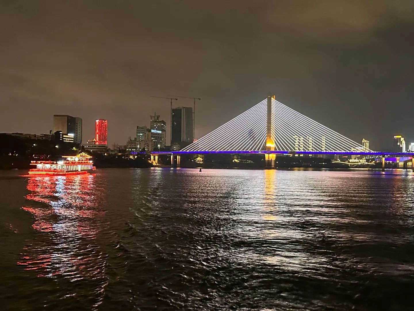 邕江夜游
