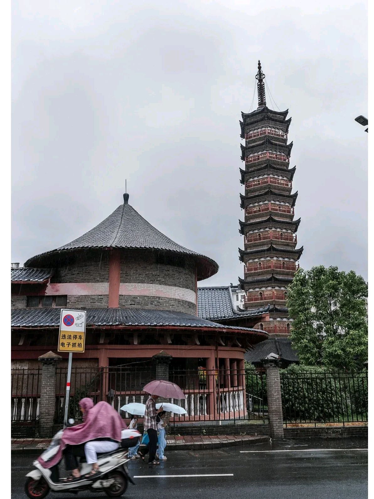 赣州市信丰县上乐塔风景区旅行图片