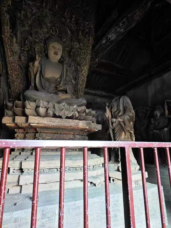 高平铁佛寺