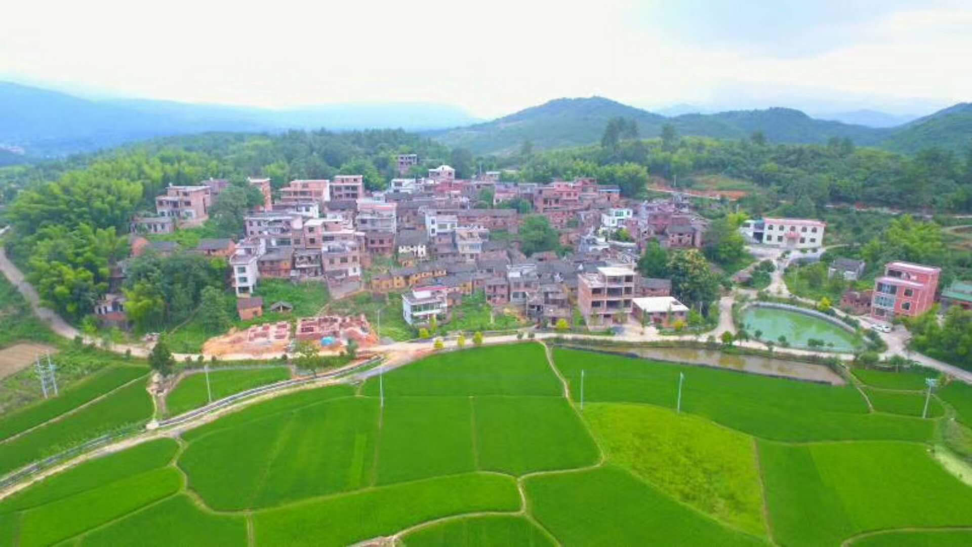 塔桥溶洞旅行图片
