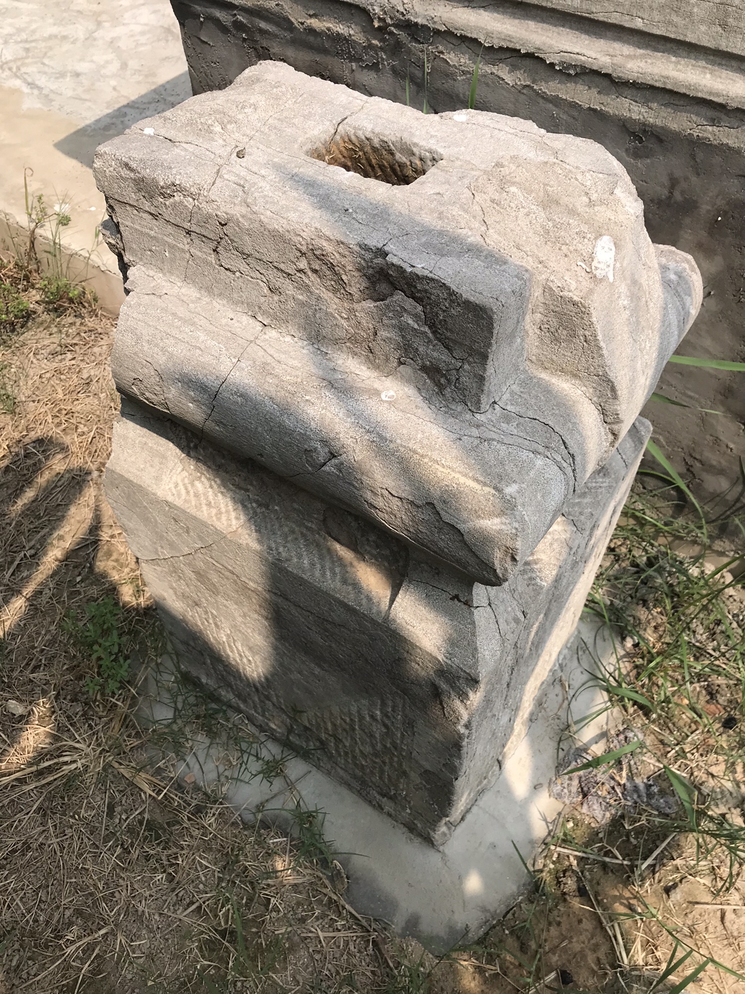 周勃周亚夫墓