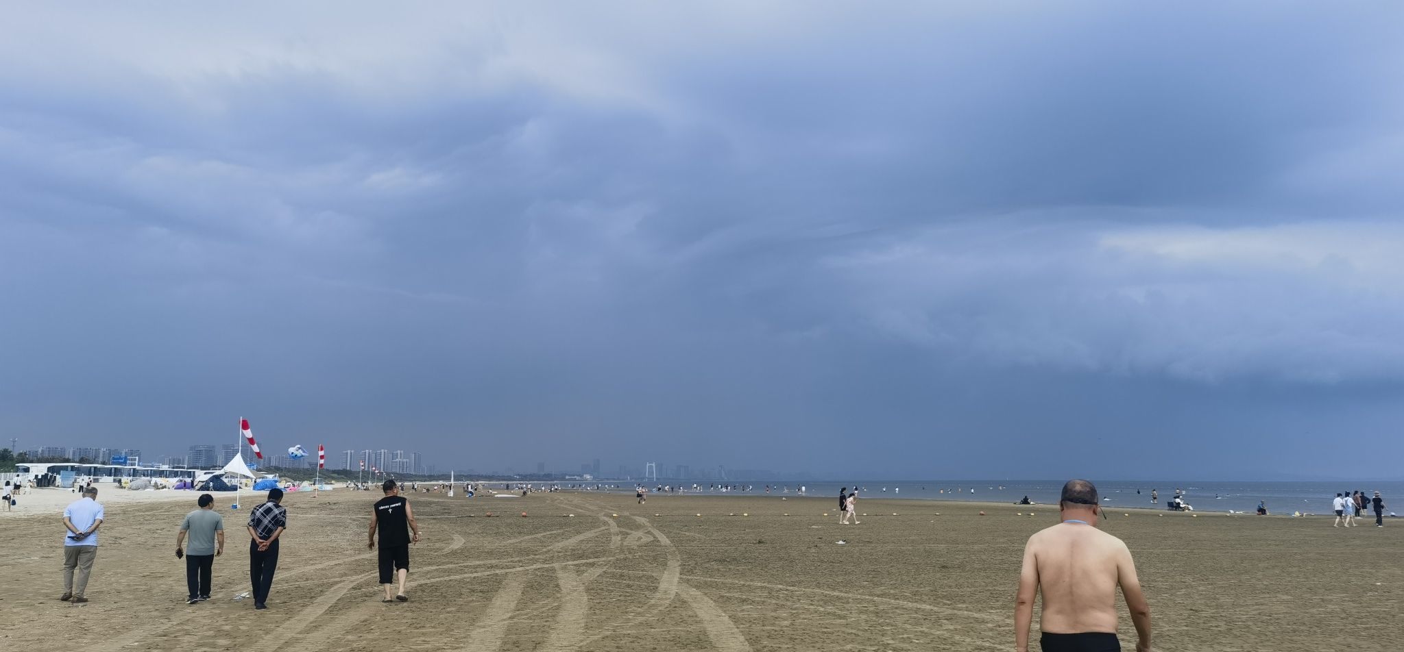 鲁宝沙滩旅行图片