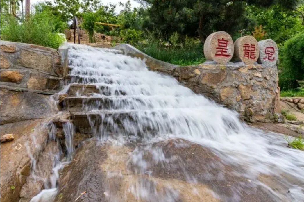 皇龙冠景区旅行图片