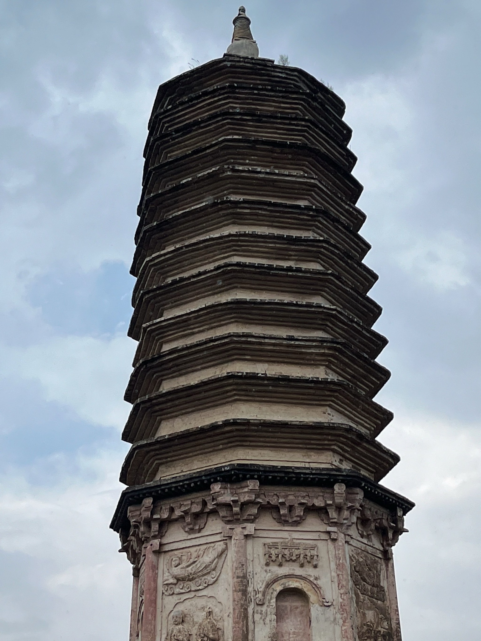 金代小塔