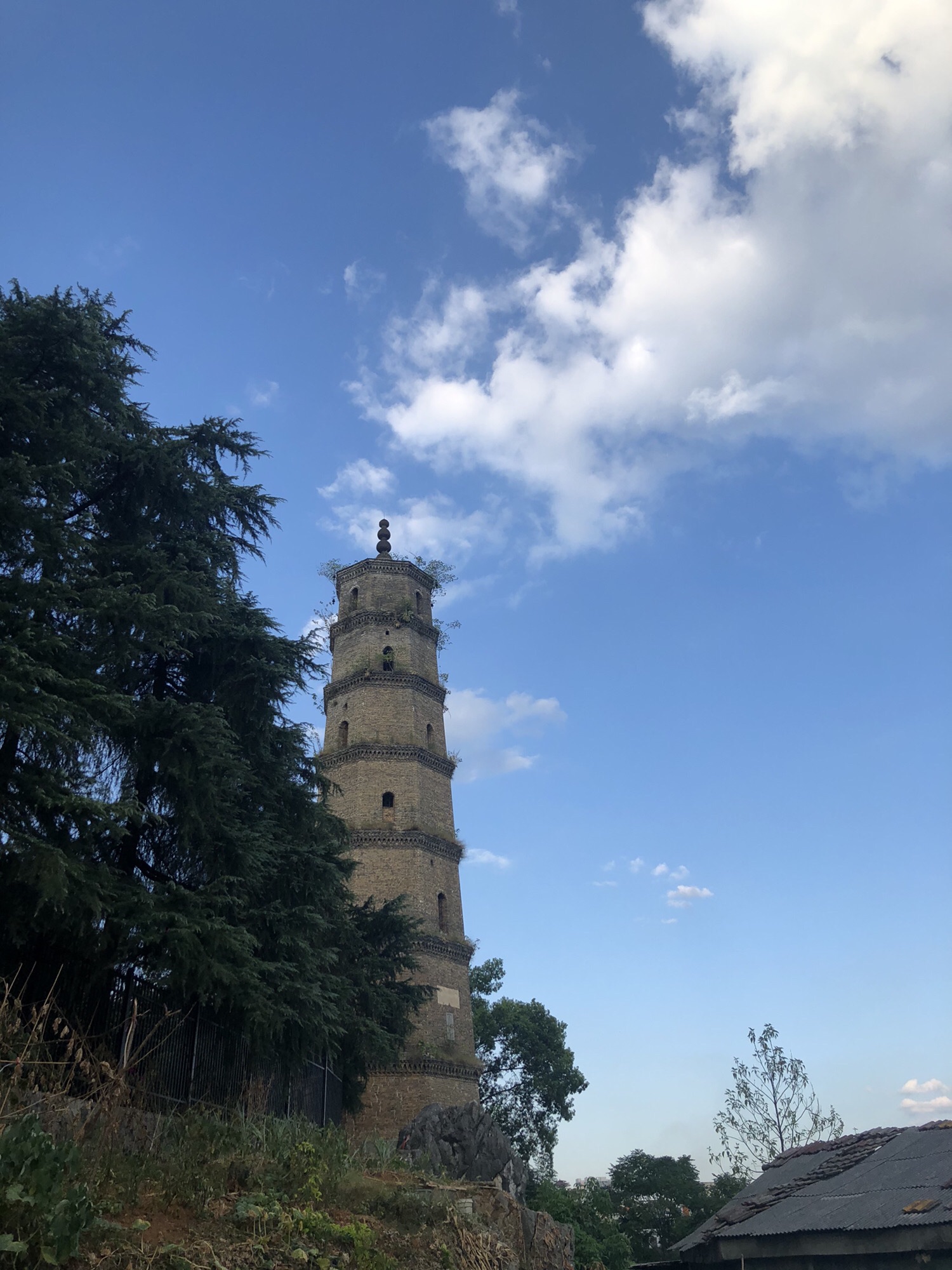 凌云塔