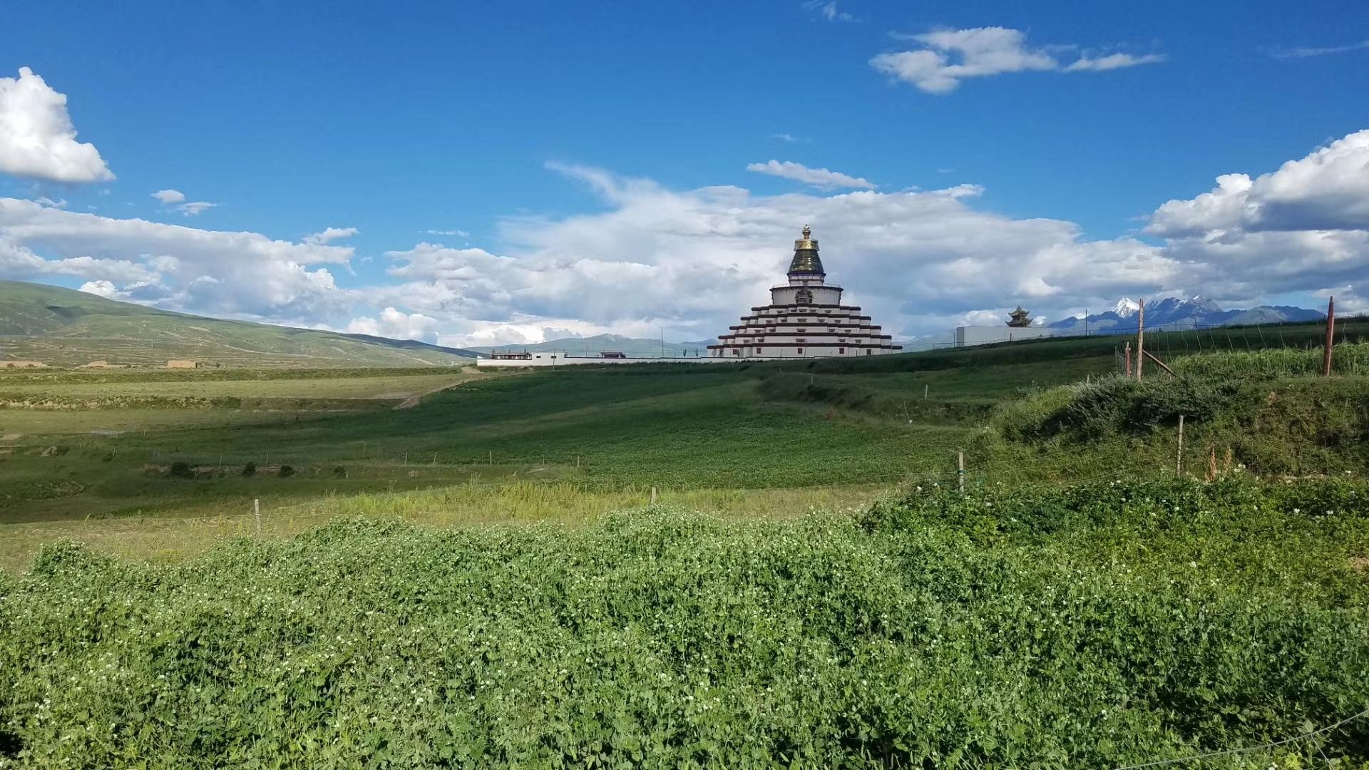 甘孜香根时轮佛塔旅行图片