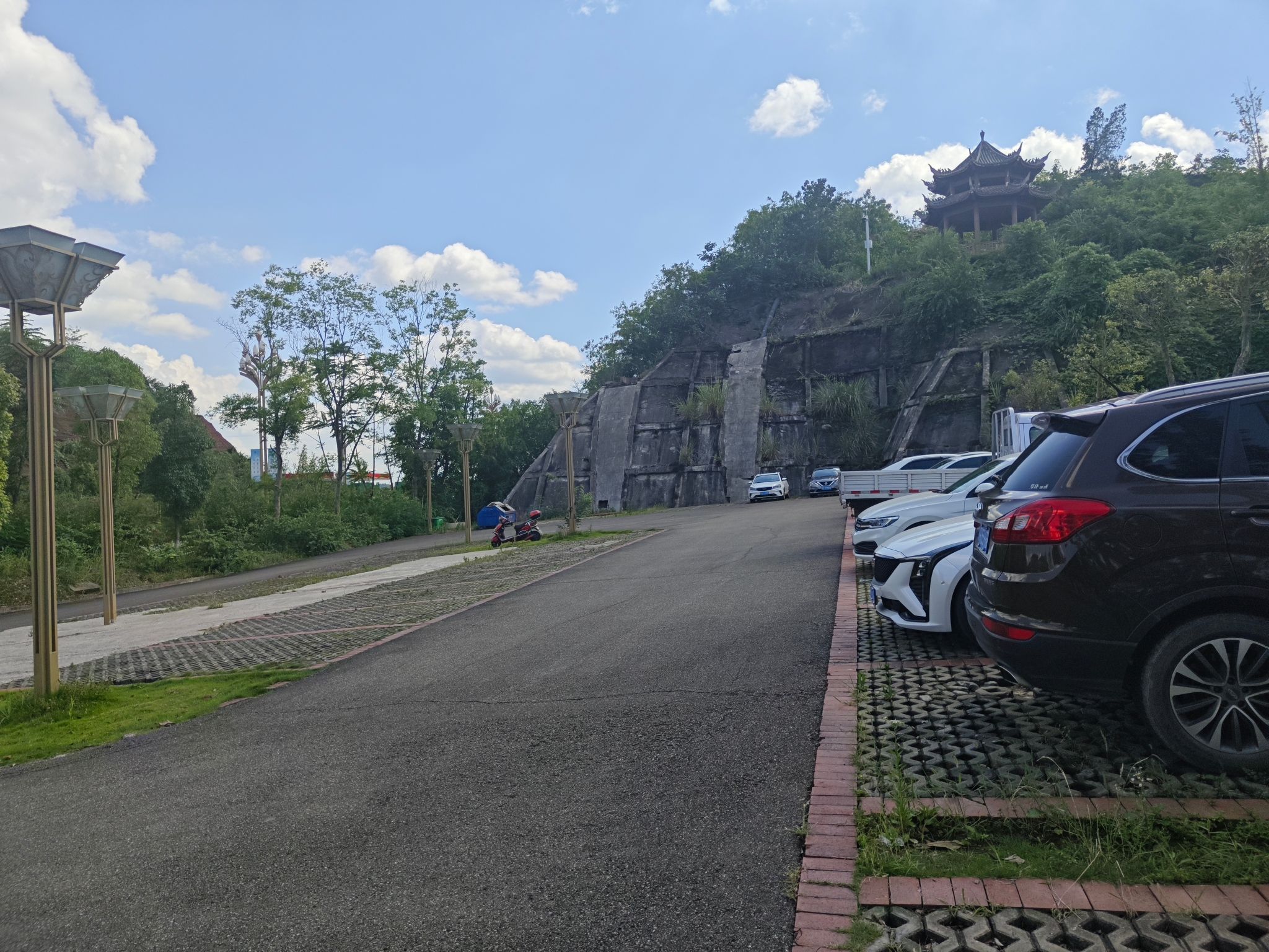 百牛赞歌广场