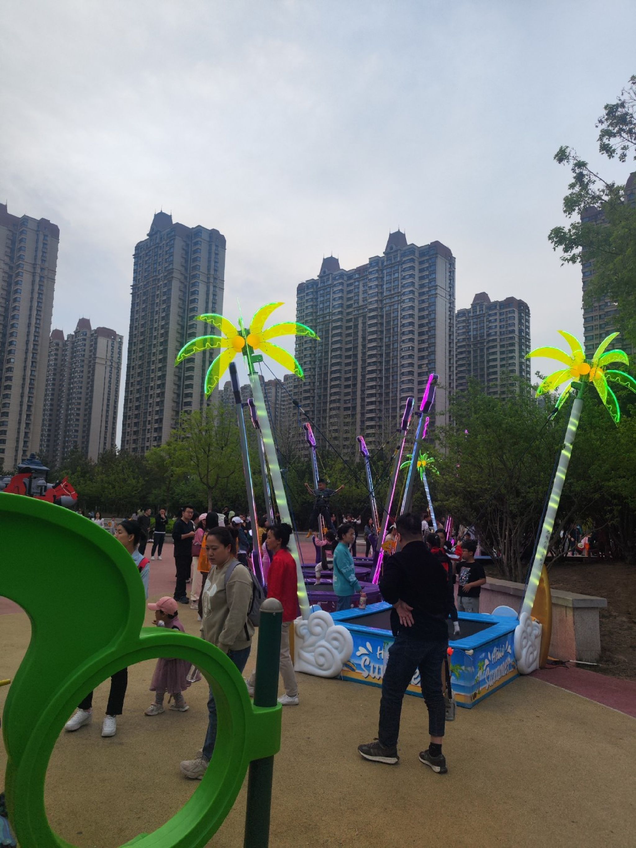 滨河体育公园旅行图片