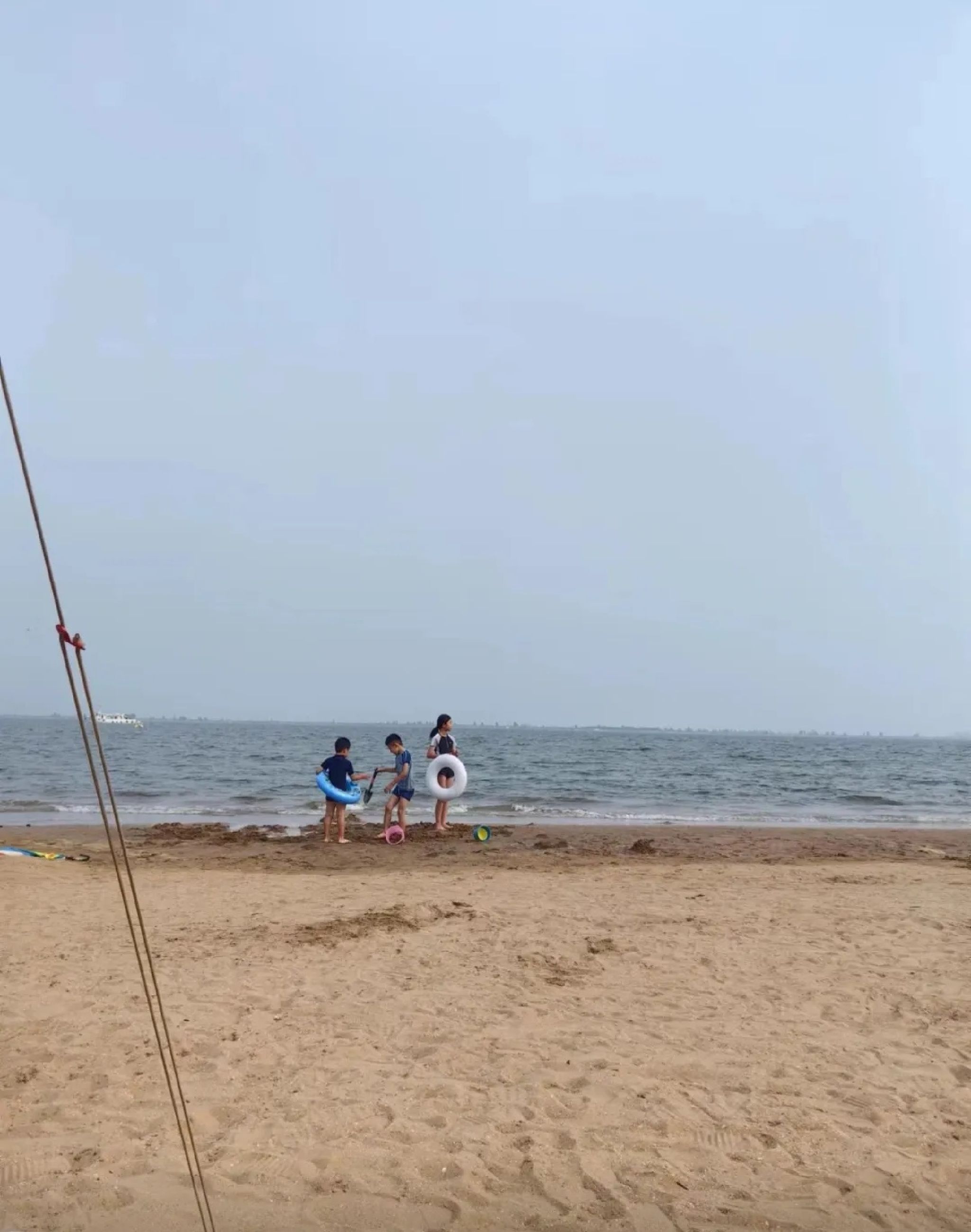 中南拉唯那海滩