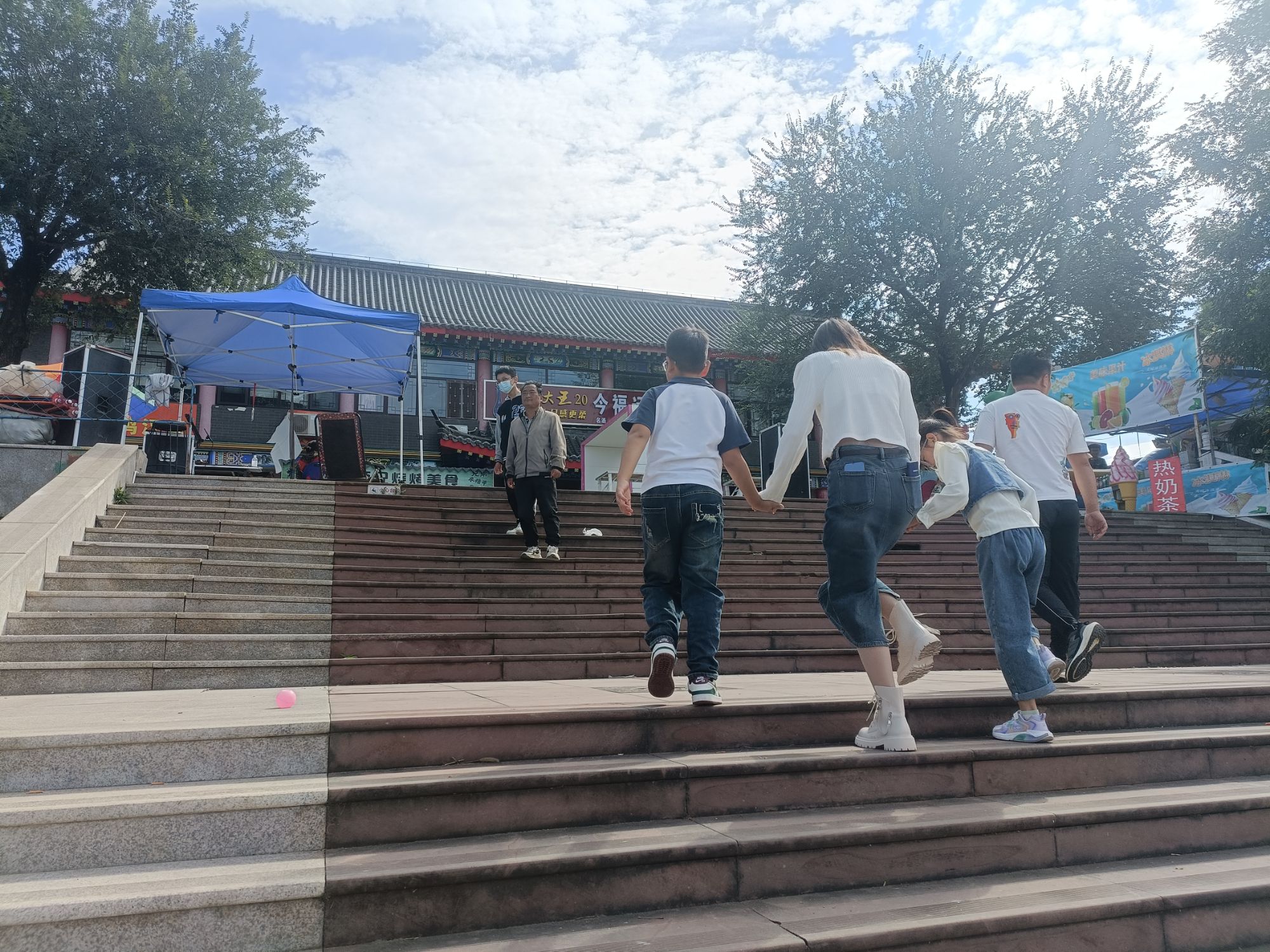 红云小镇旅行图片
