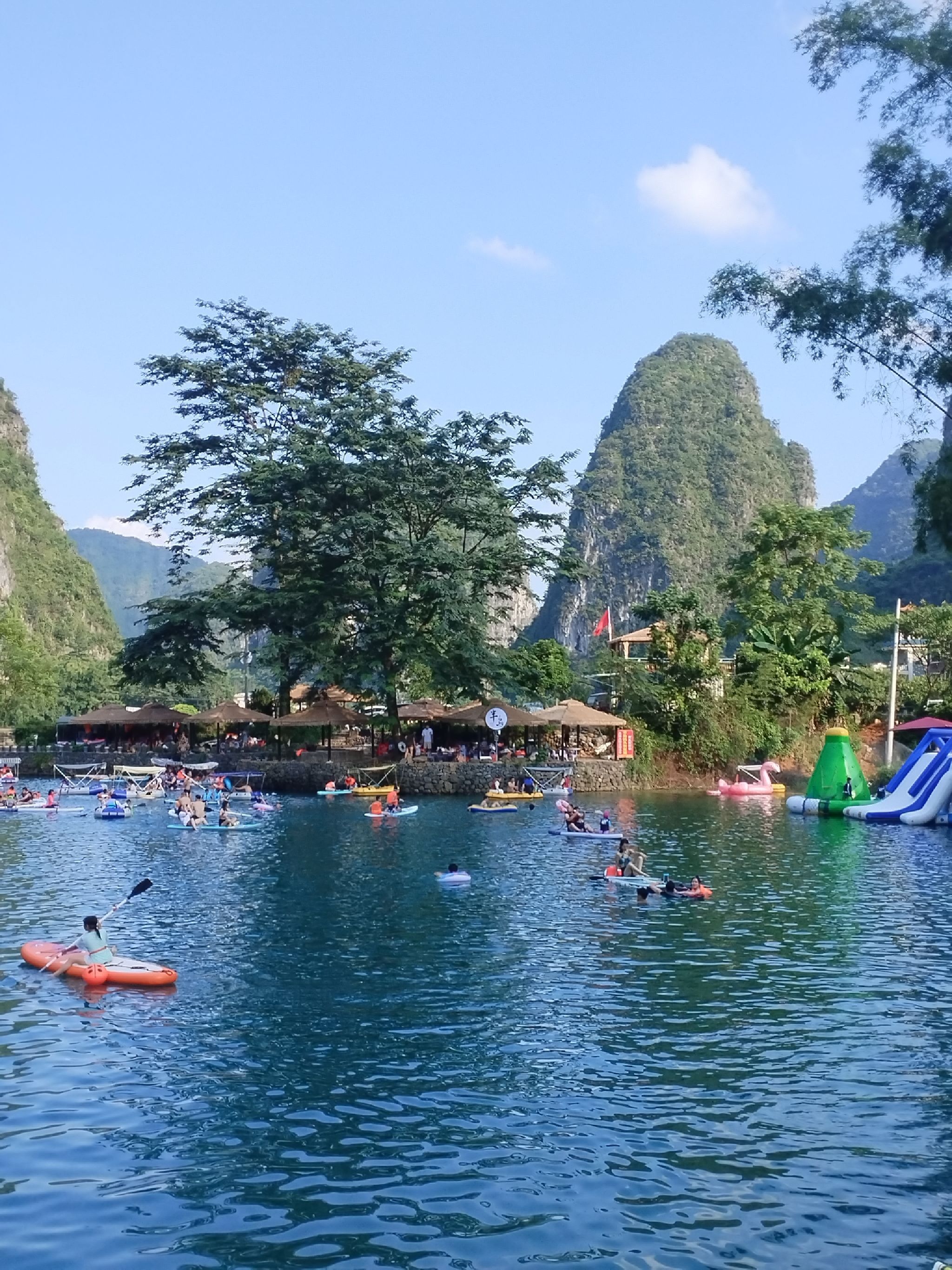 吞榜天窗旅行图片
