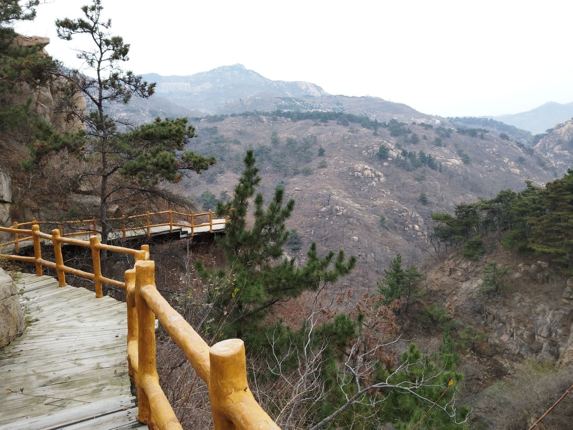 房干天鸡山景区