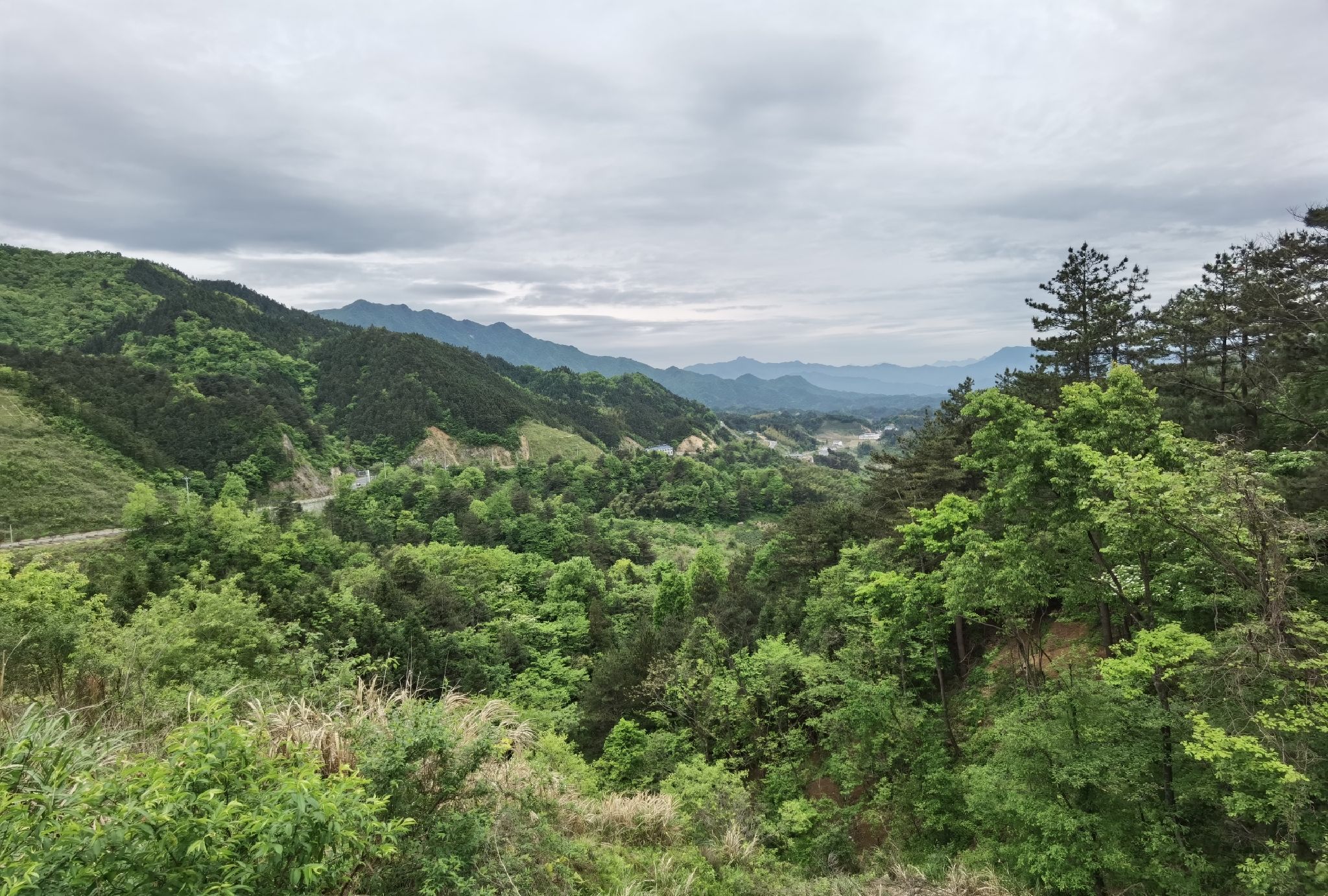 羊跳峡