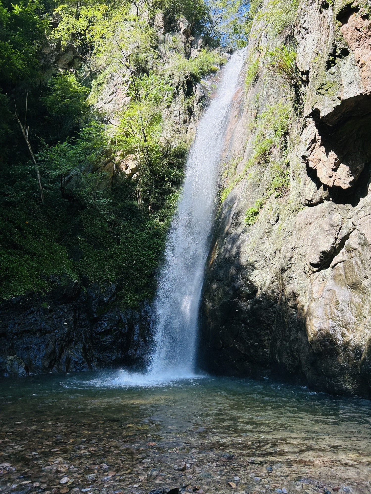 龙井悬瀑