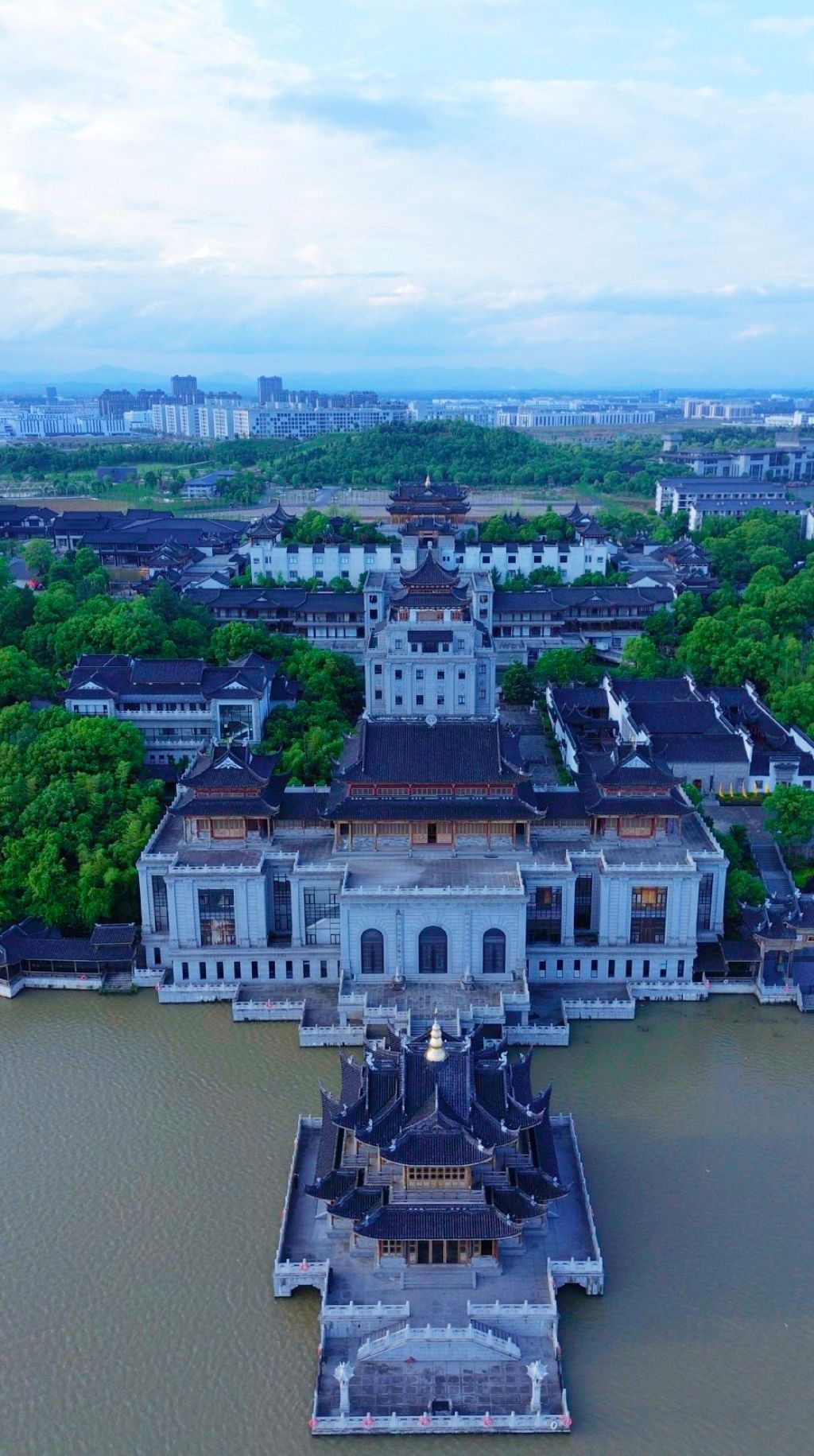 龙天小镇旅行图片