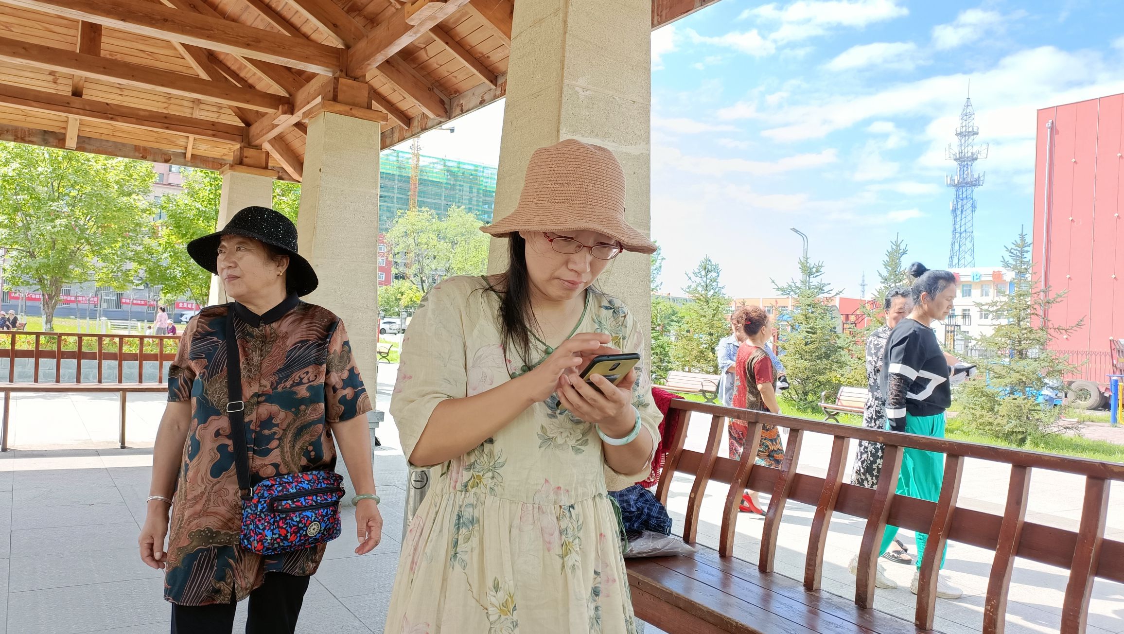 红灯记广场