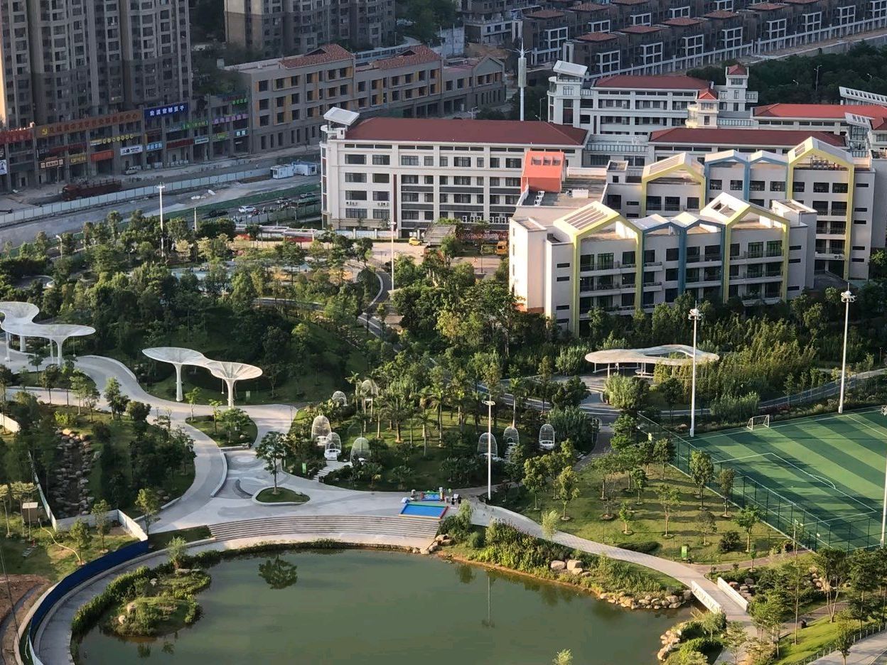 龙湖山公园