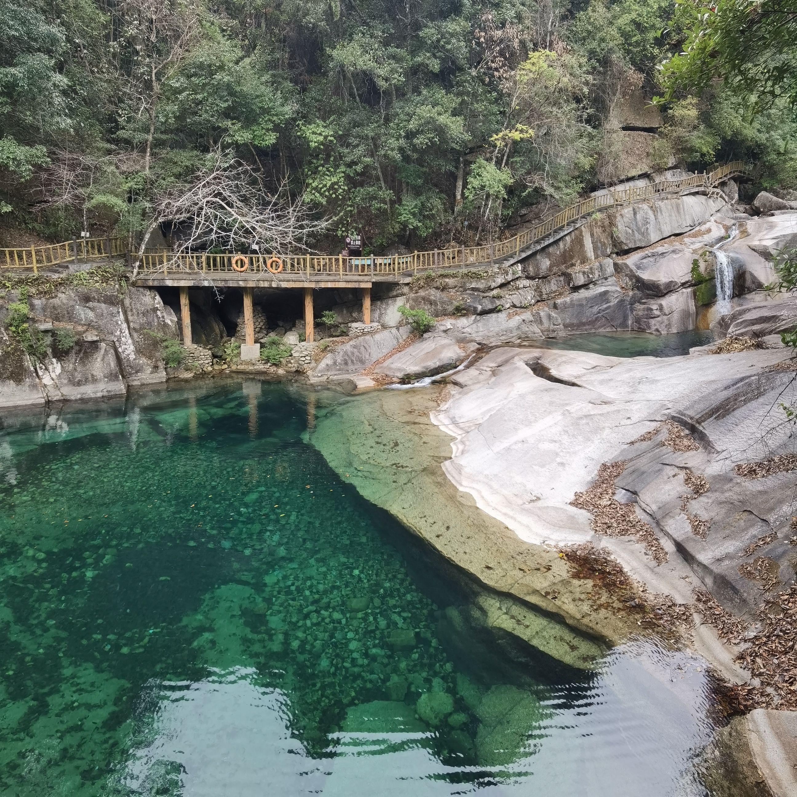 龙女沟
