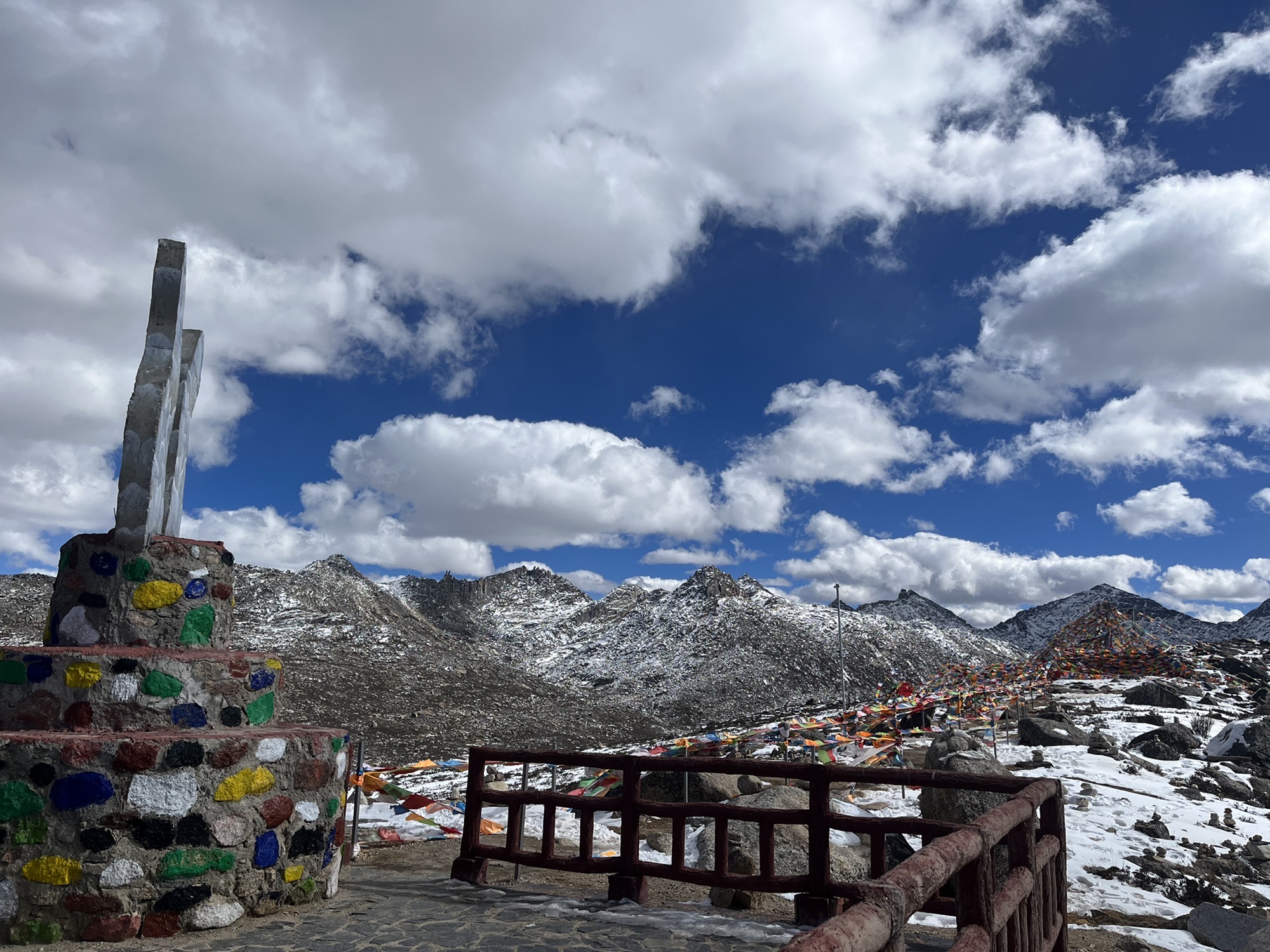 理塘县濯桑乡兔儿山观景台旅行图片