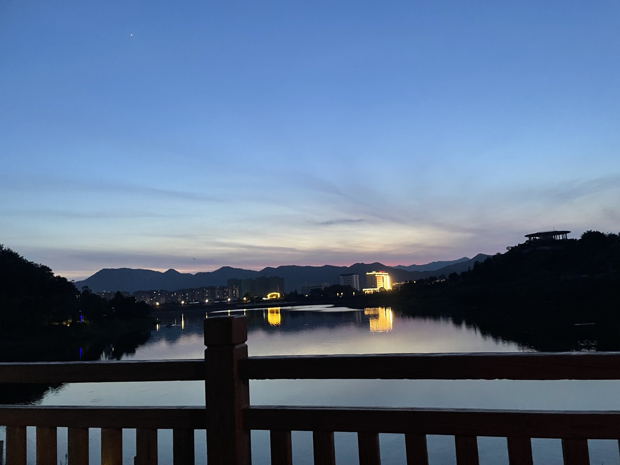八泉公园(内部)