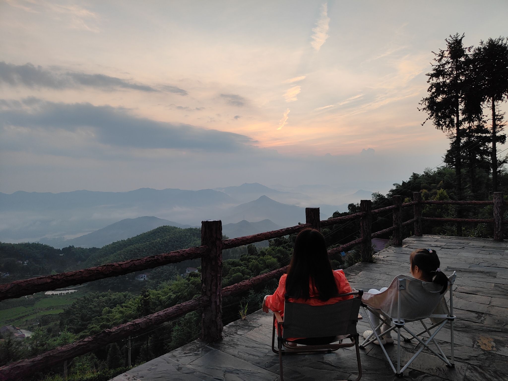 汪家冲李家老屋观景台