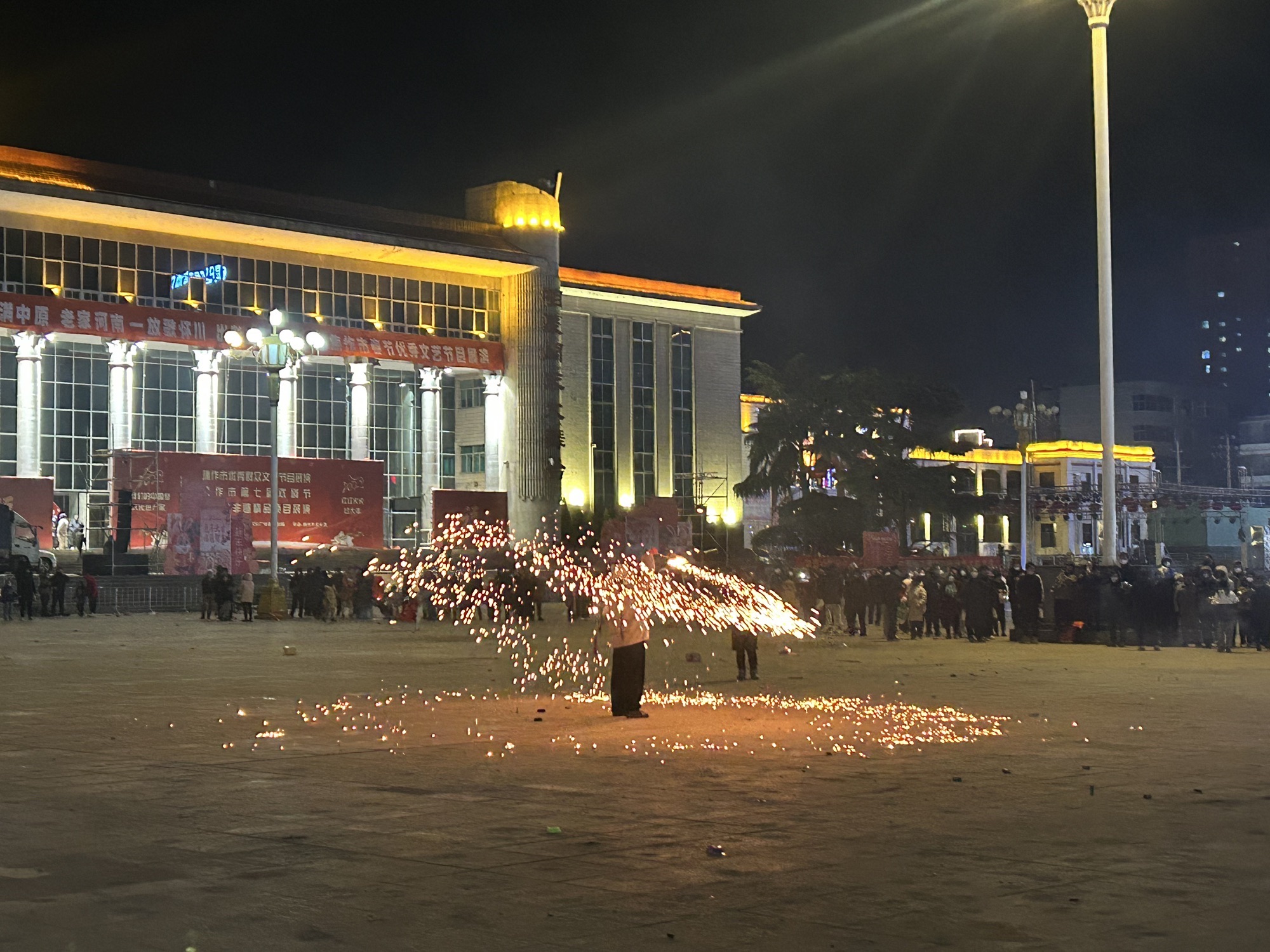 东方红广场旅行图片