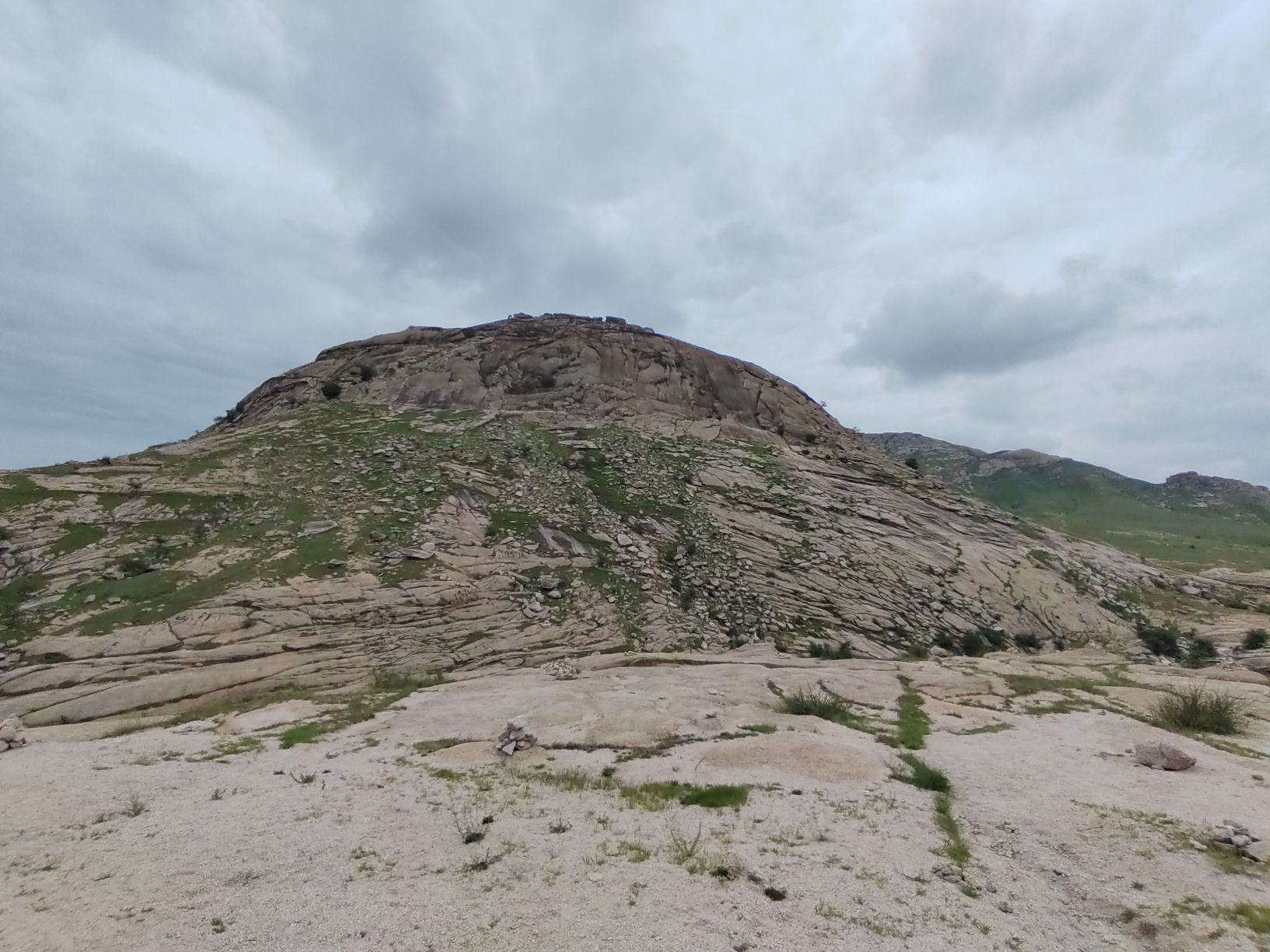 七锅山旅行图片