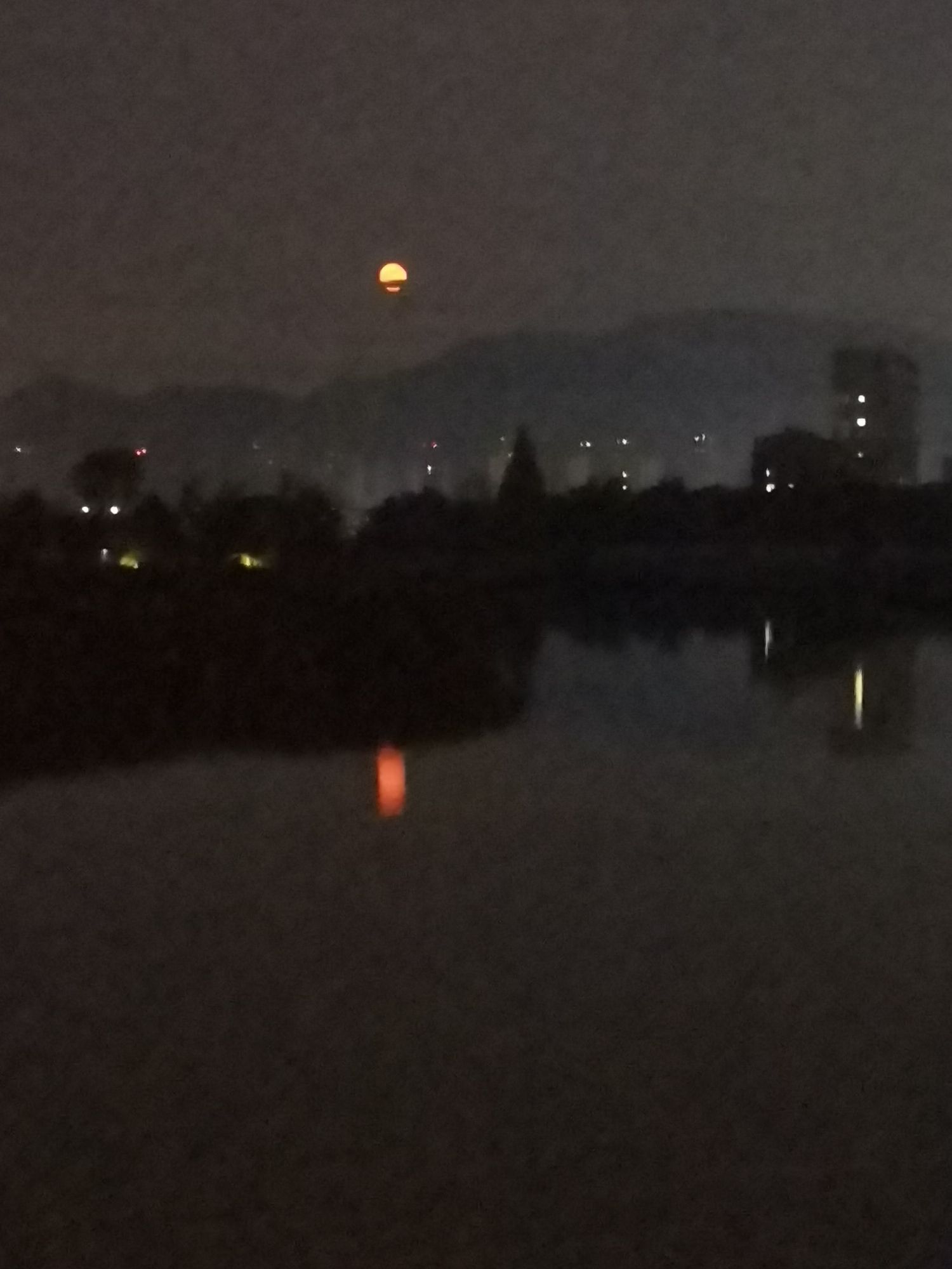 阳陂湖