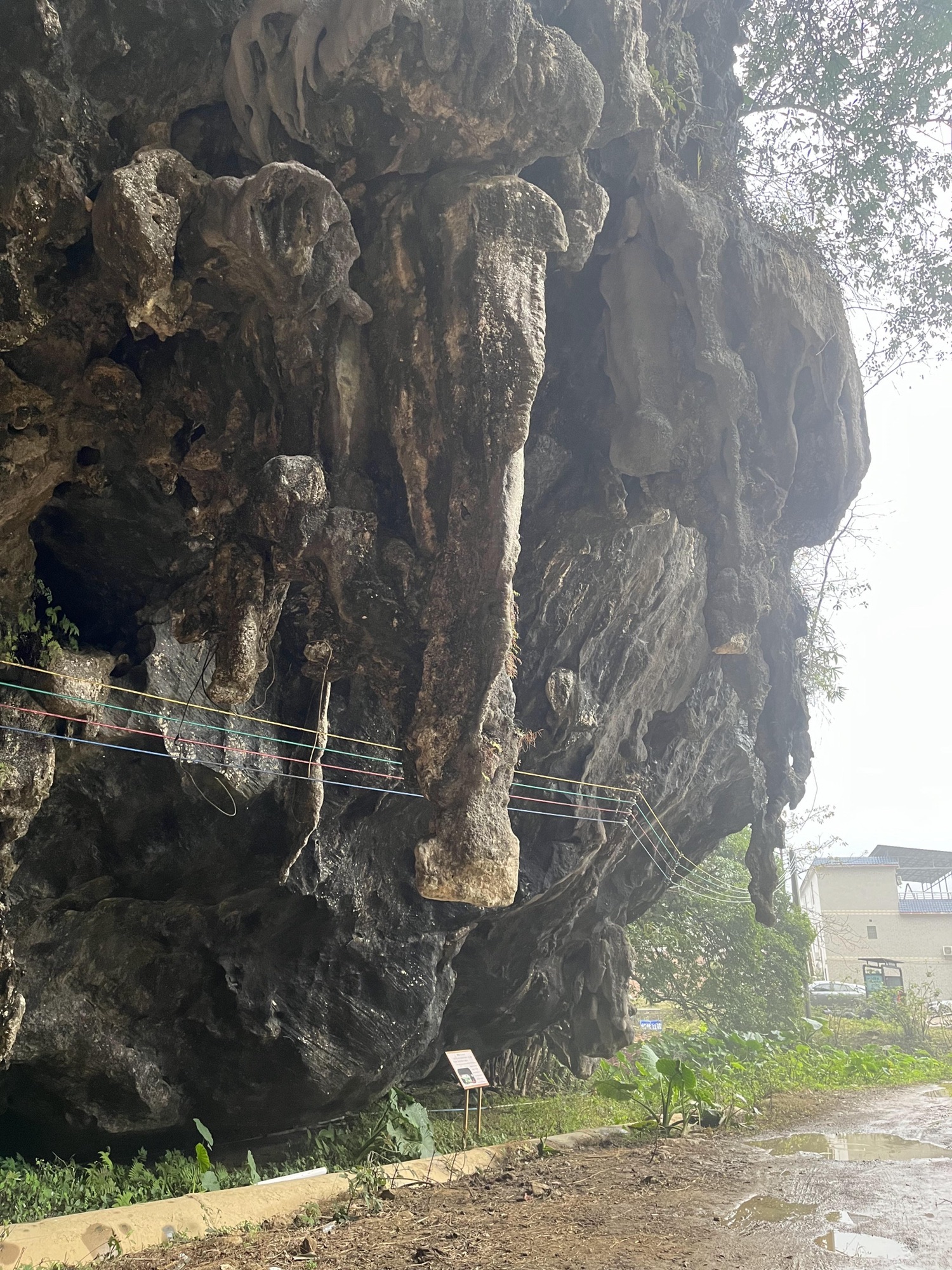 和顺岩溶洞旅行图片