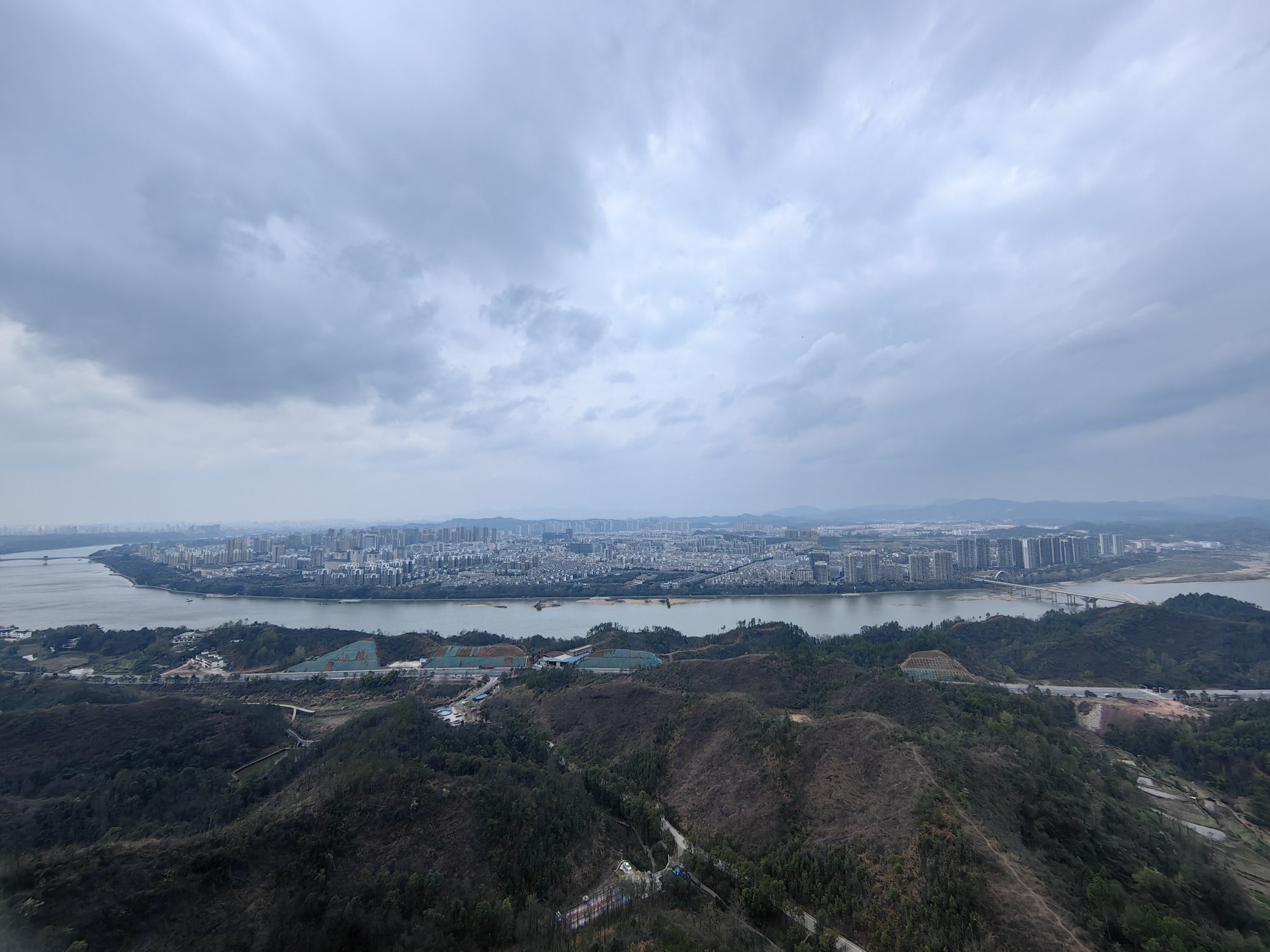 赣州市章贡区杨仙岭登山步道