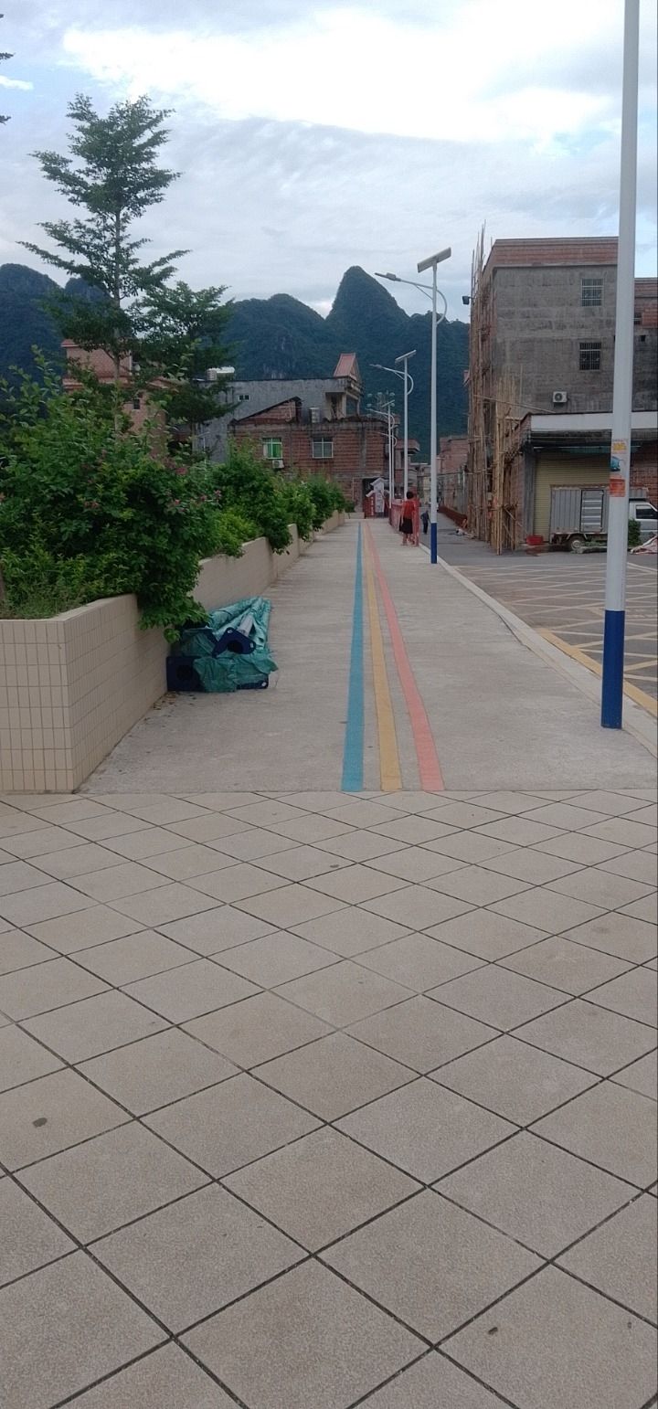 金燕广场