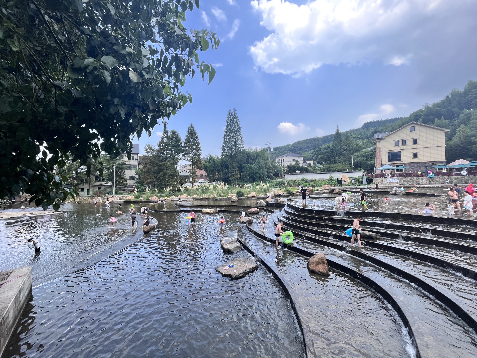 溪上法治园