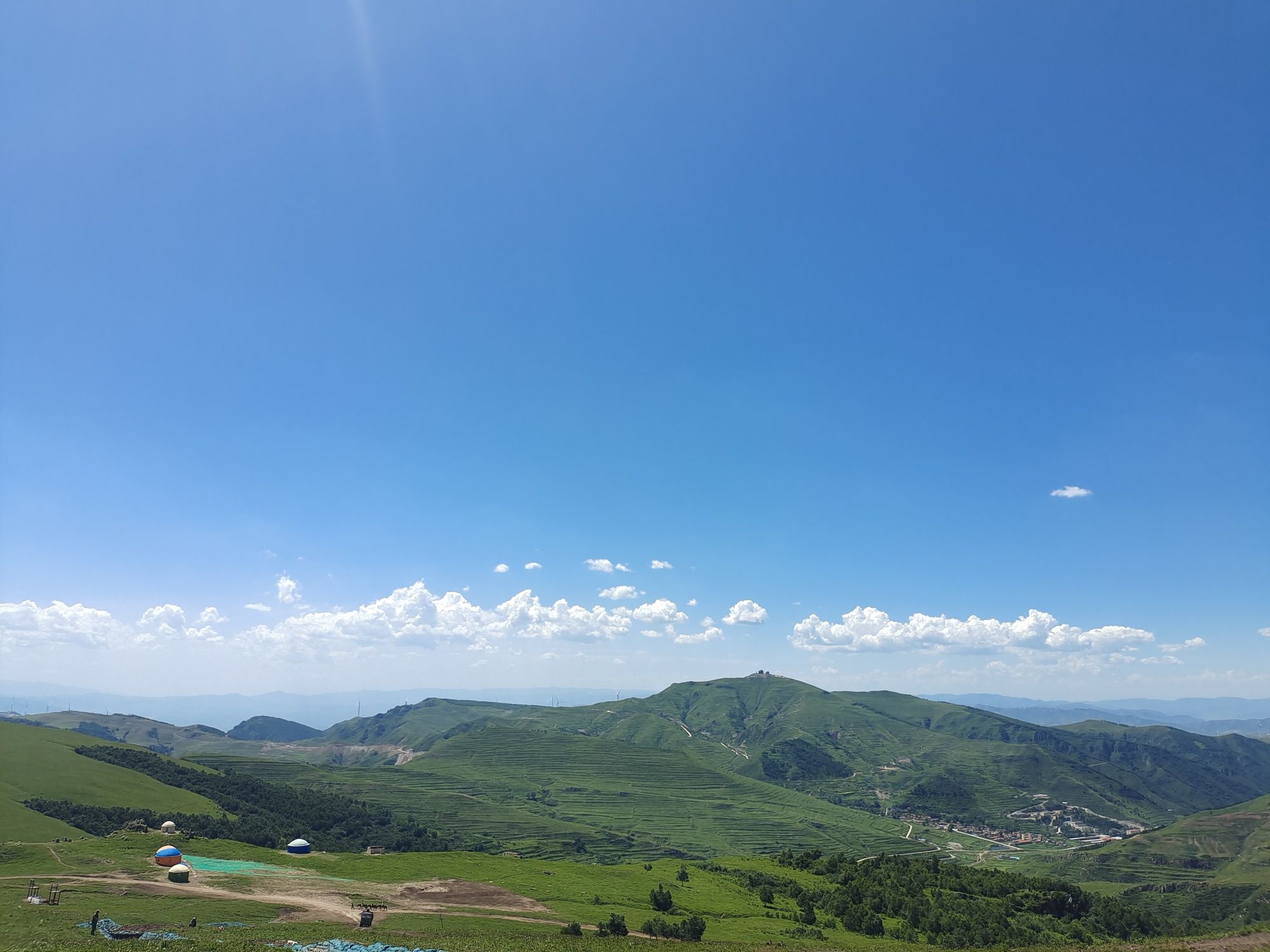 空中草原景区旅行图片