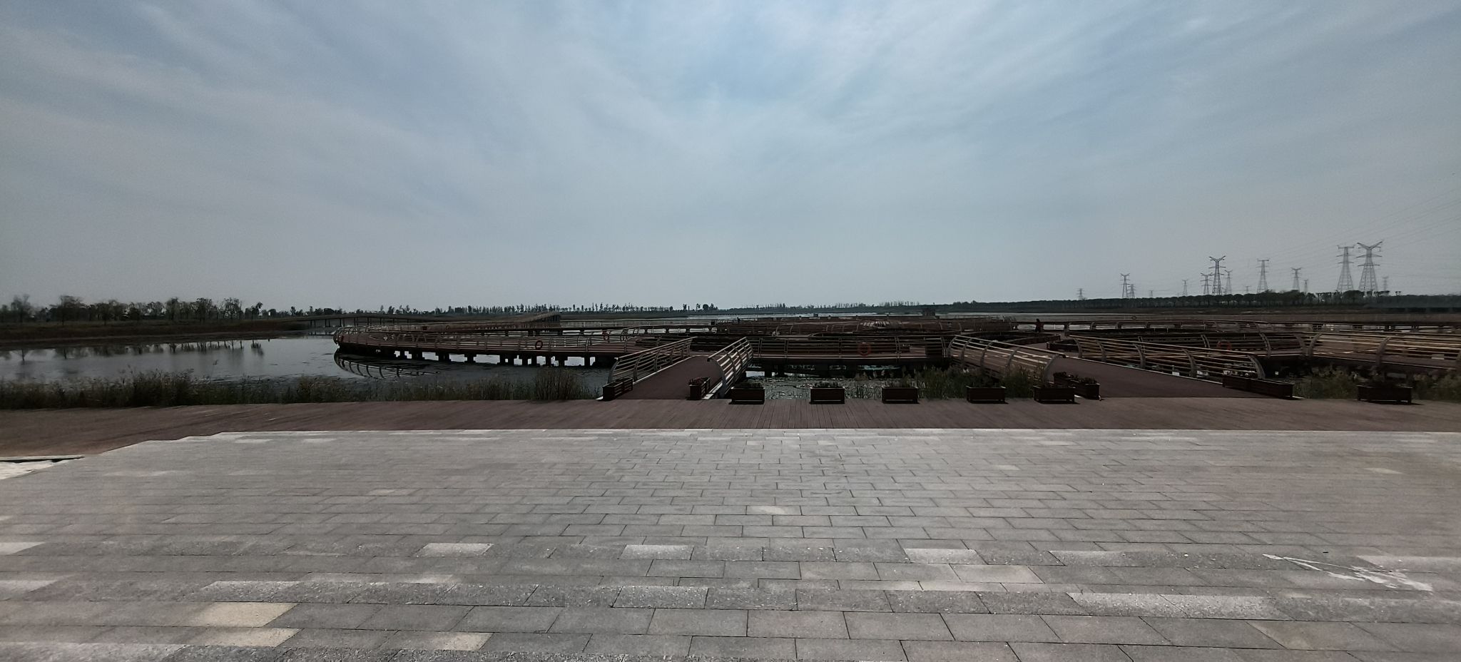 天鹅湖彩虹桥