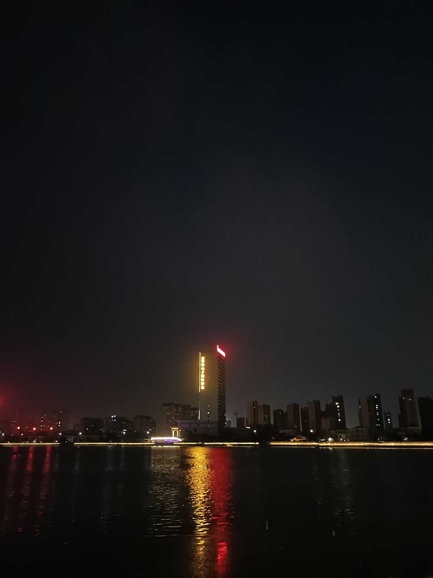 诚信广场旅行图片
