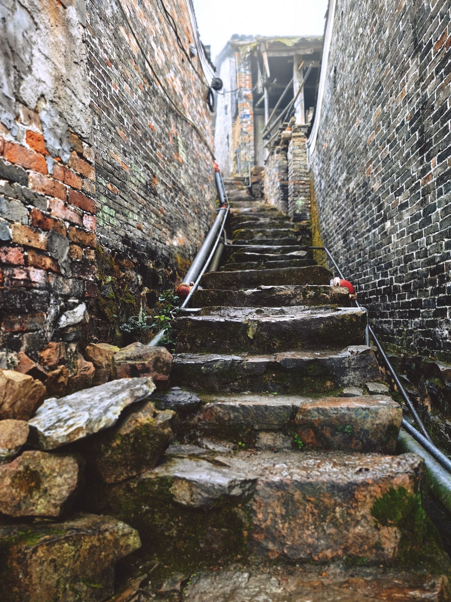 油岭古寨