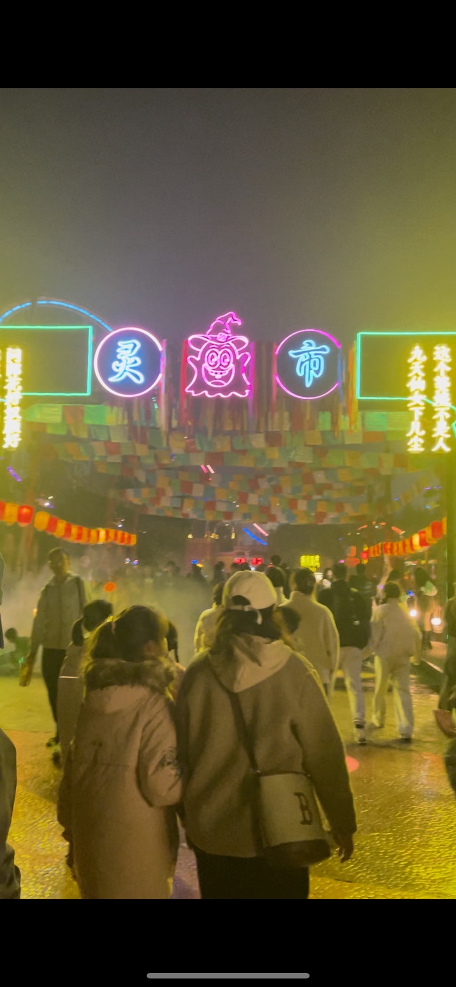 白天鹅广场