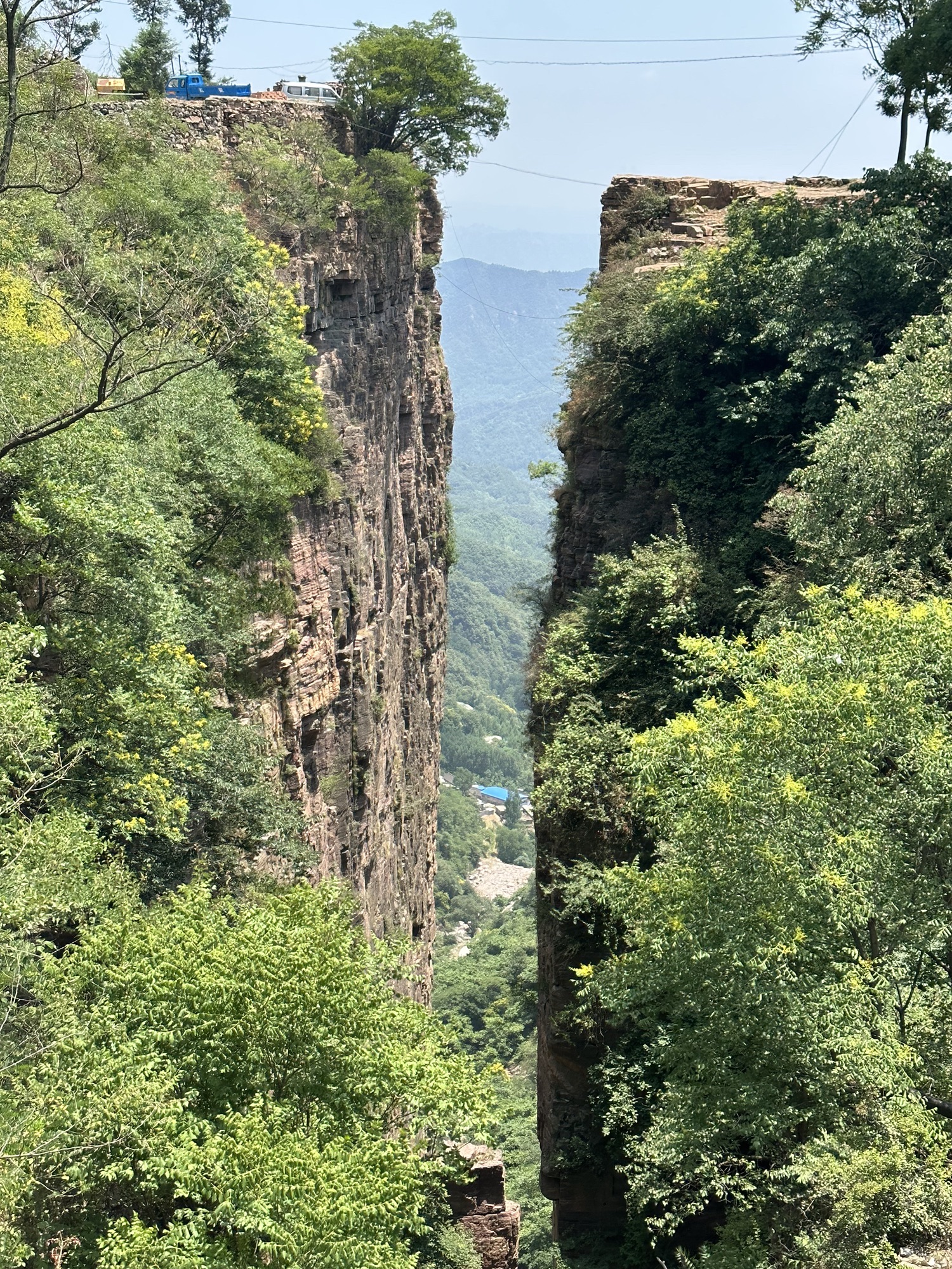 罗姐寨一线天农家院旅行图片