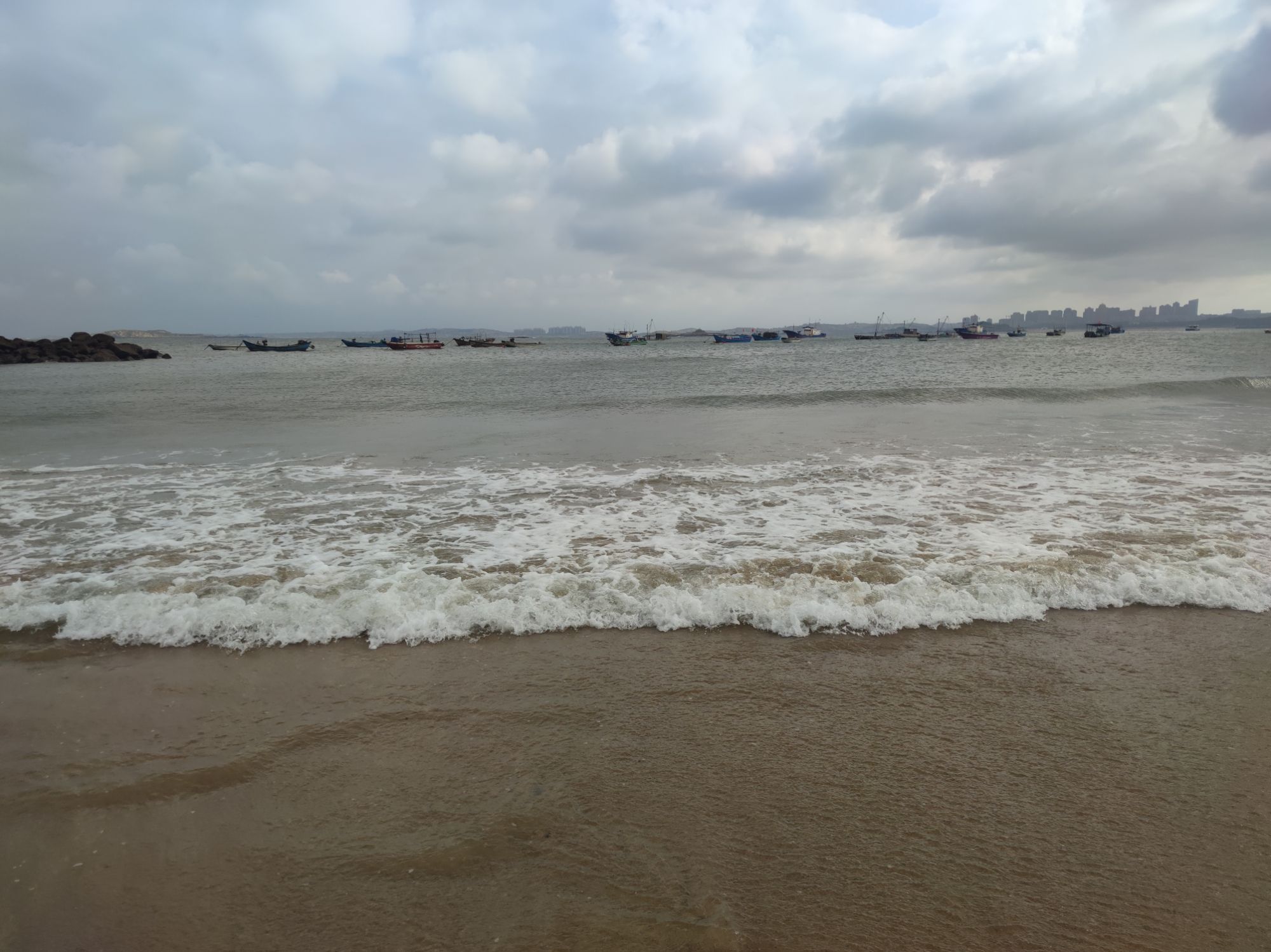 蓝眼泪观景点(流水镇后田村海滩)