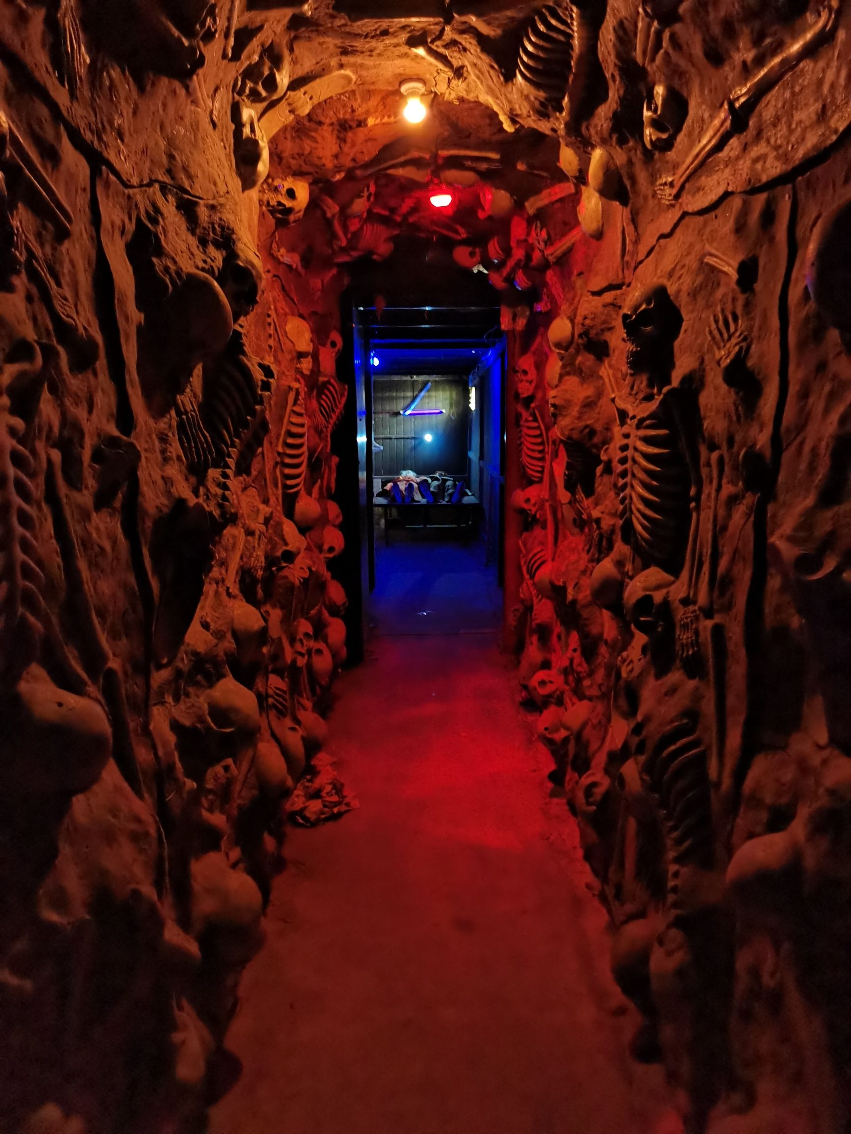 恐怖城