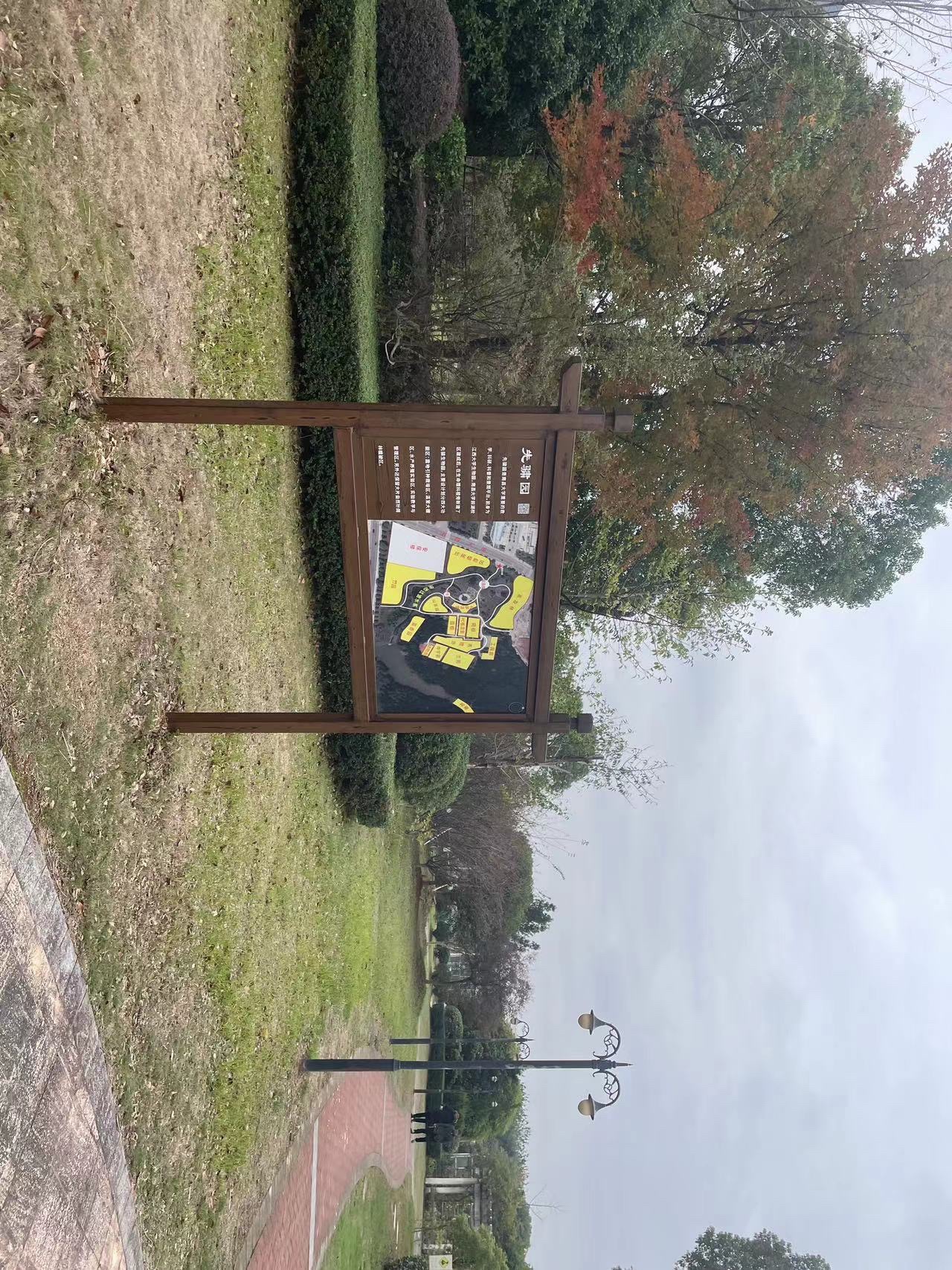 南昌大学(前湖校区)-胡先骕像