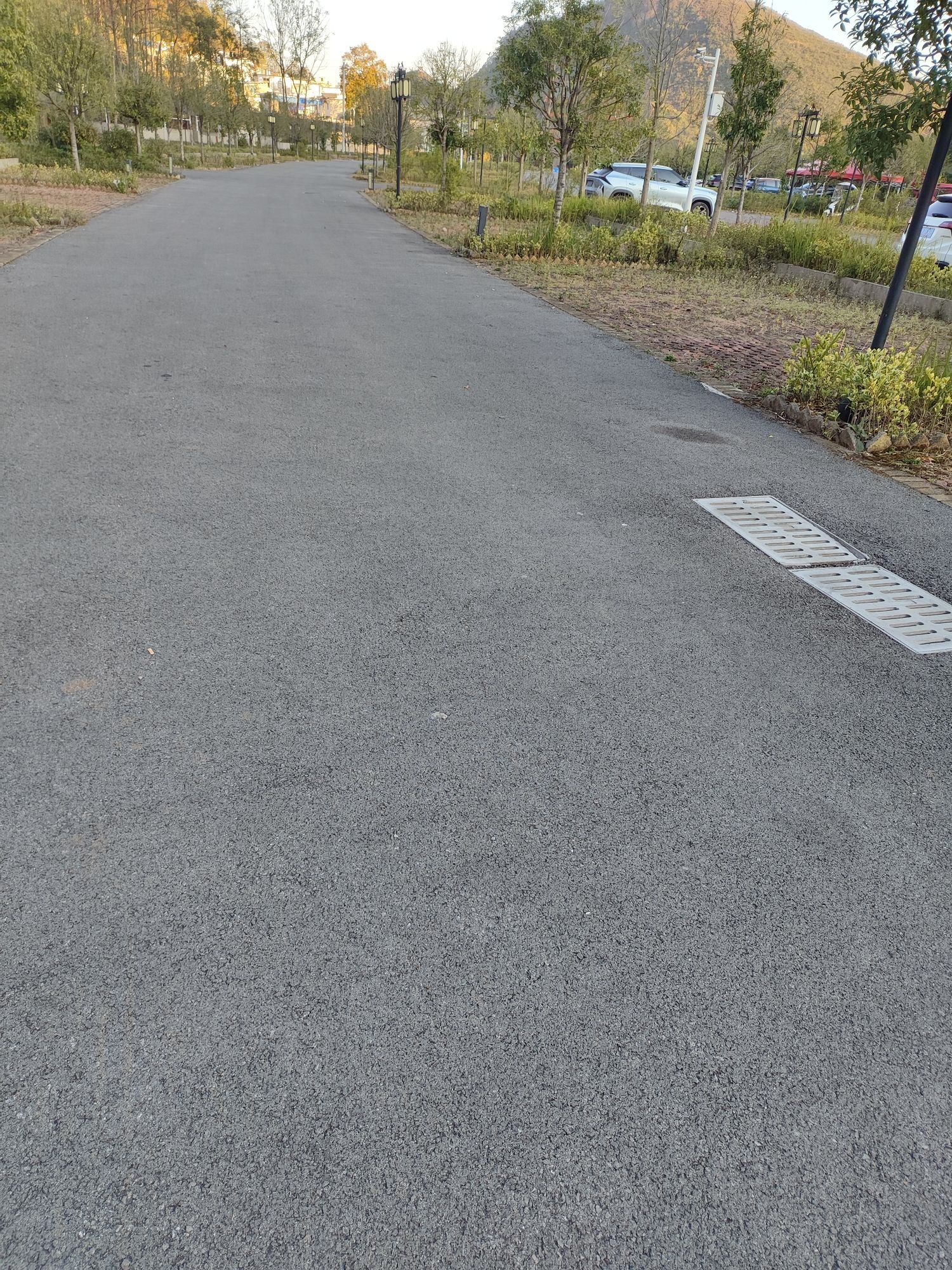 瀑布源龙井布依风情景区