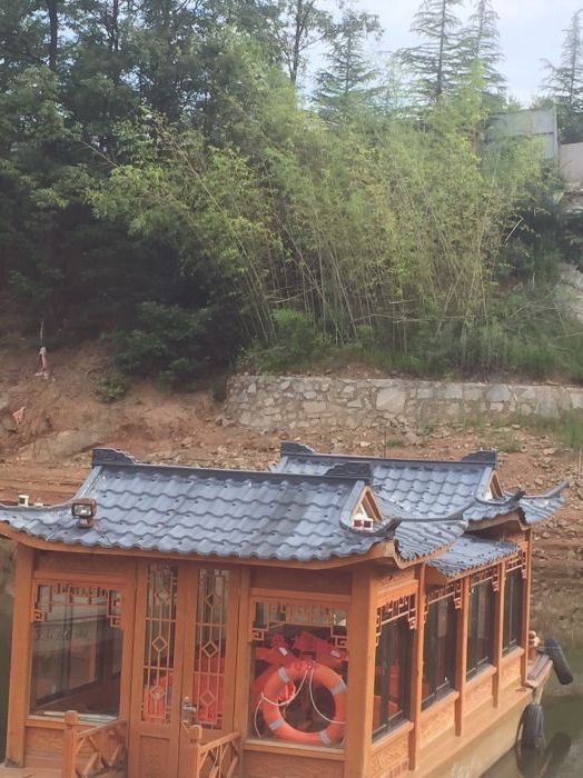 鸾栖湖风景区