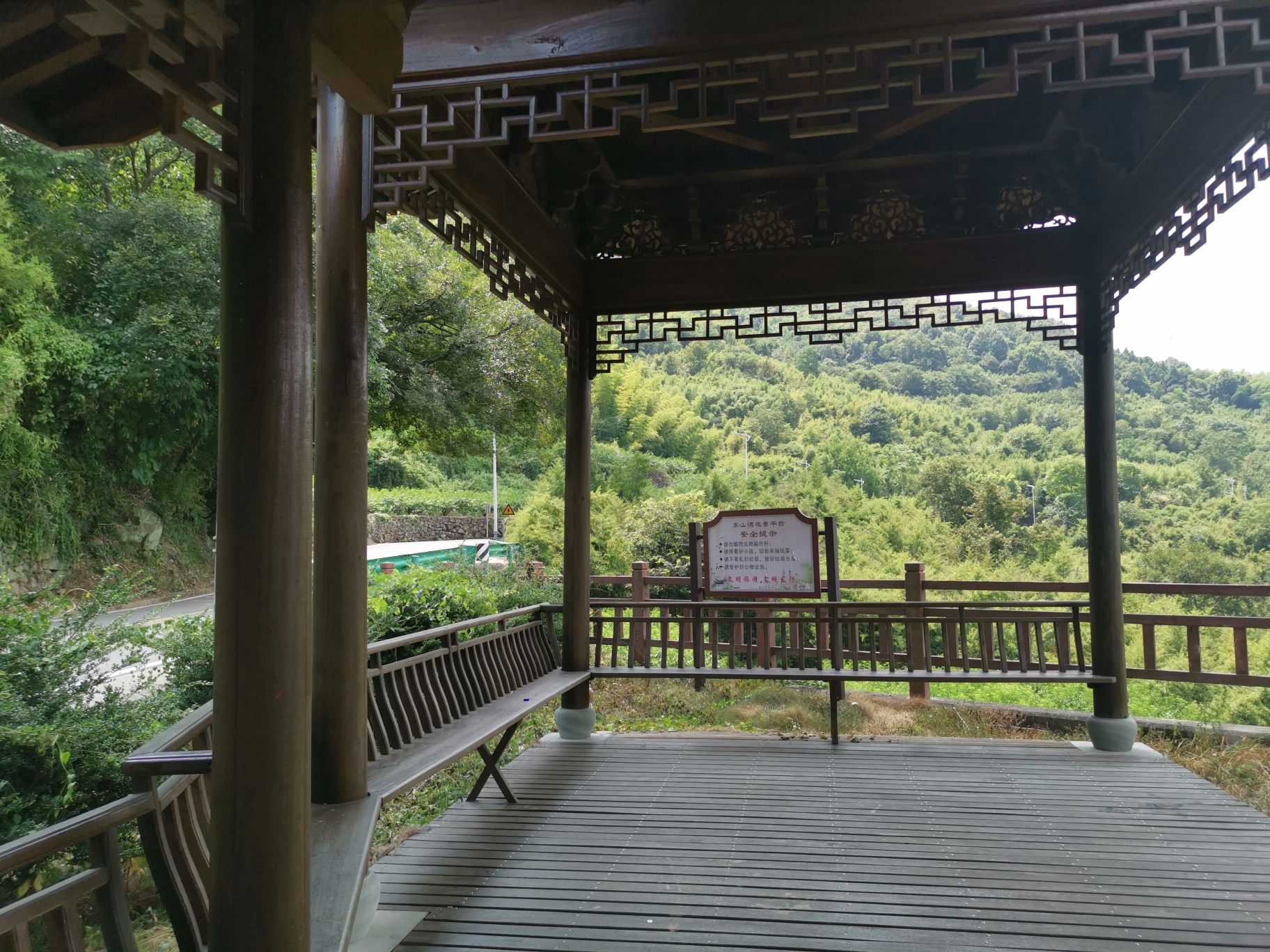横山水库东山湾观景台