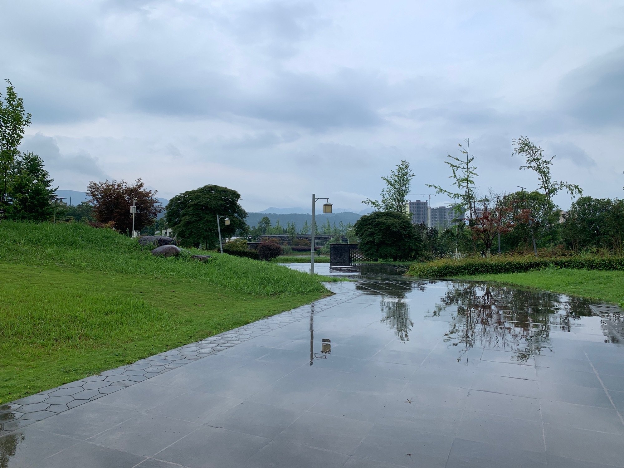七彩佛龛景区旅行图片