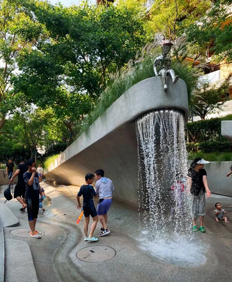 麓湖水线公园