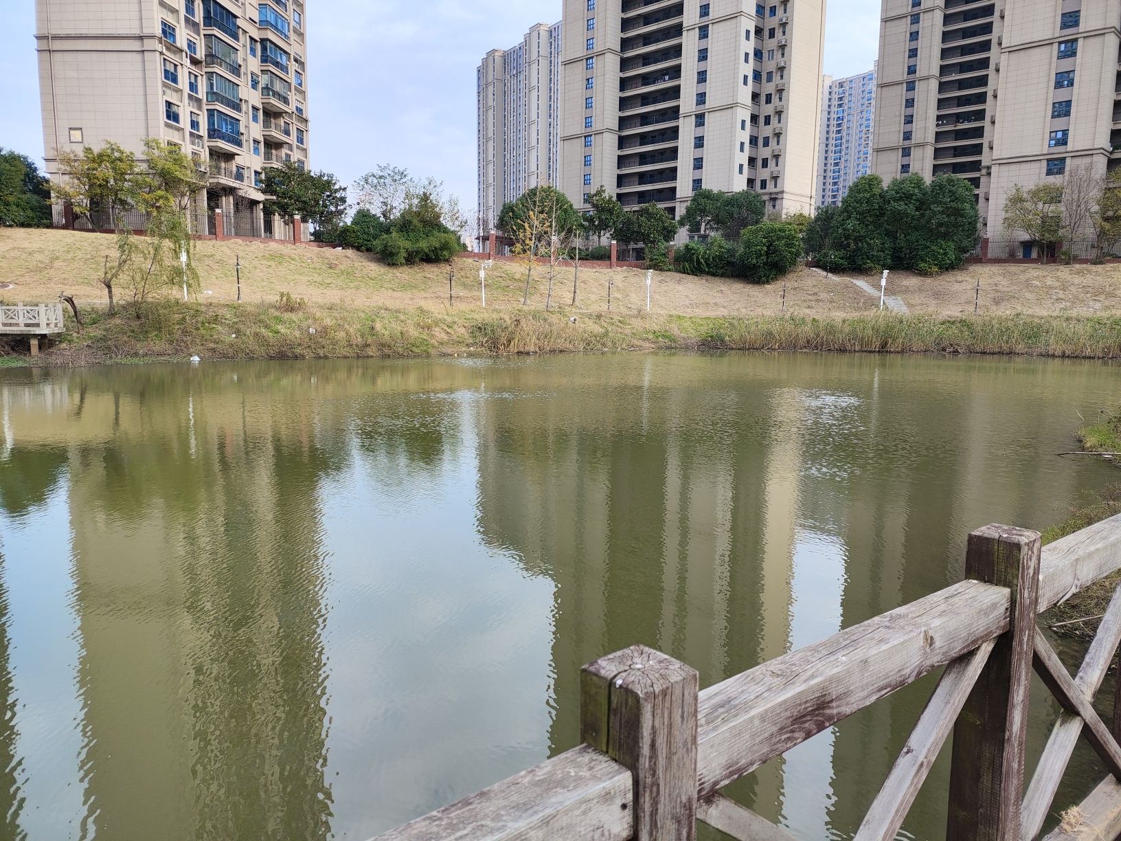 芷兰湾湖公园