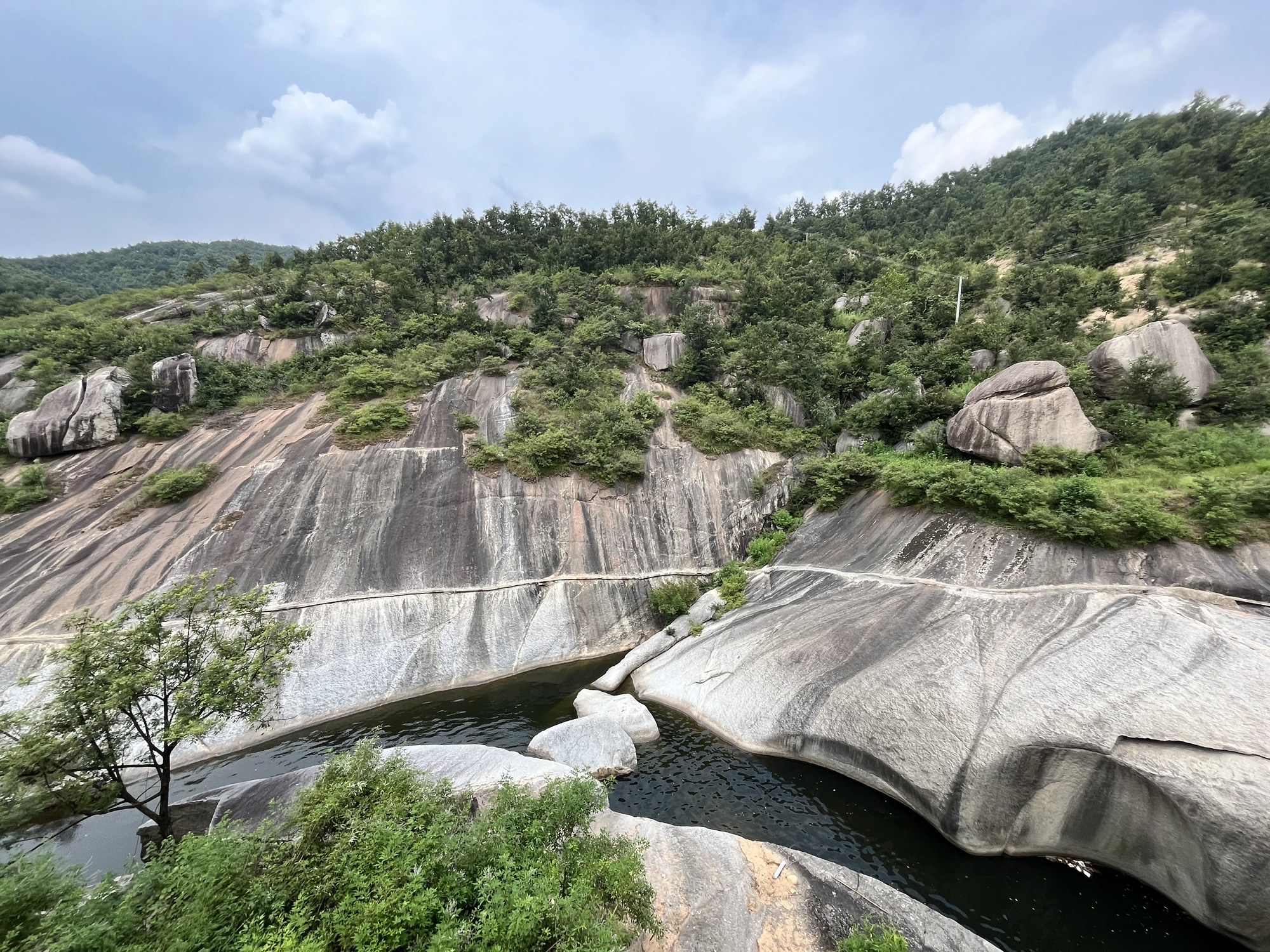 二龙乡三潭景区文化广场旅行图片
