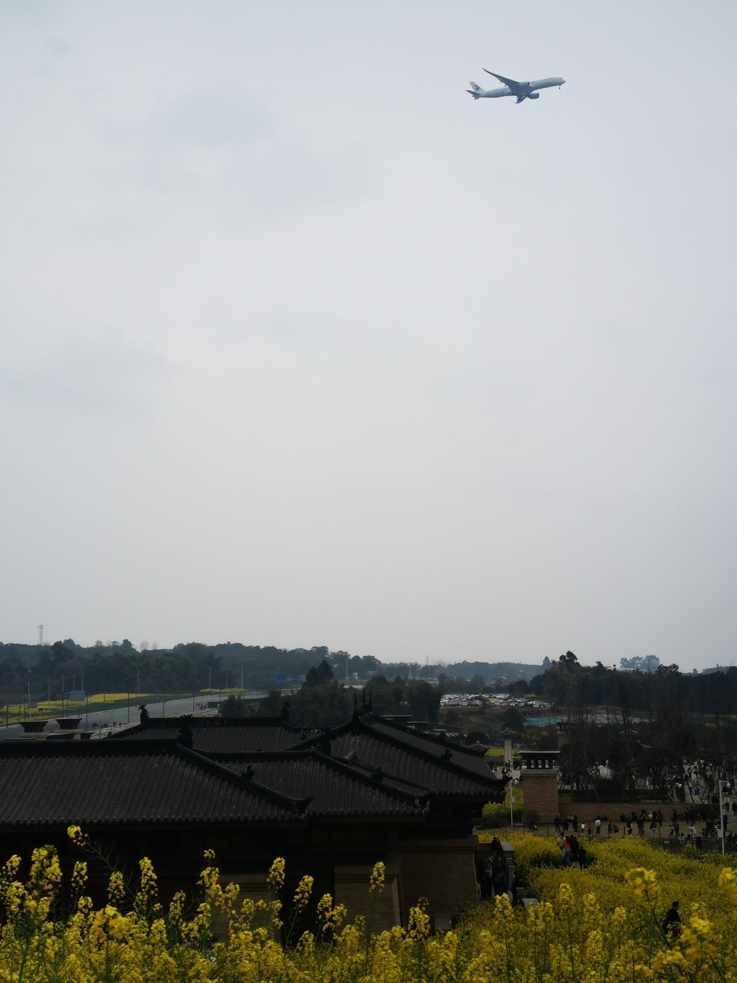 瞿上田园