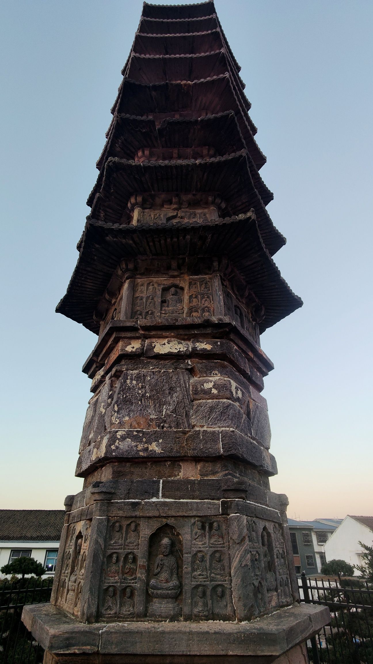 垟坑石塔